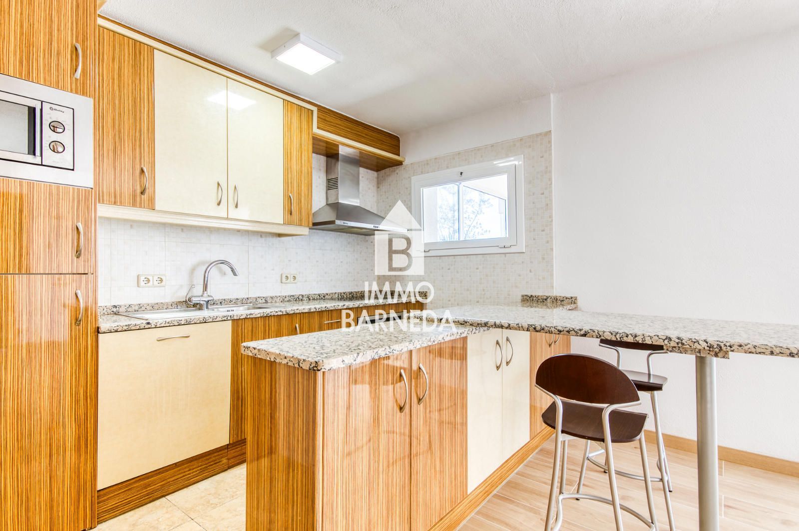 Exclusivo apartamento en primera línea de mar con vistas espectaculares