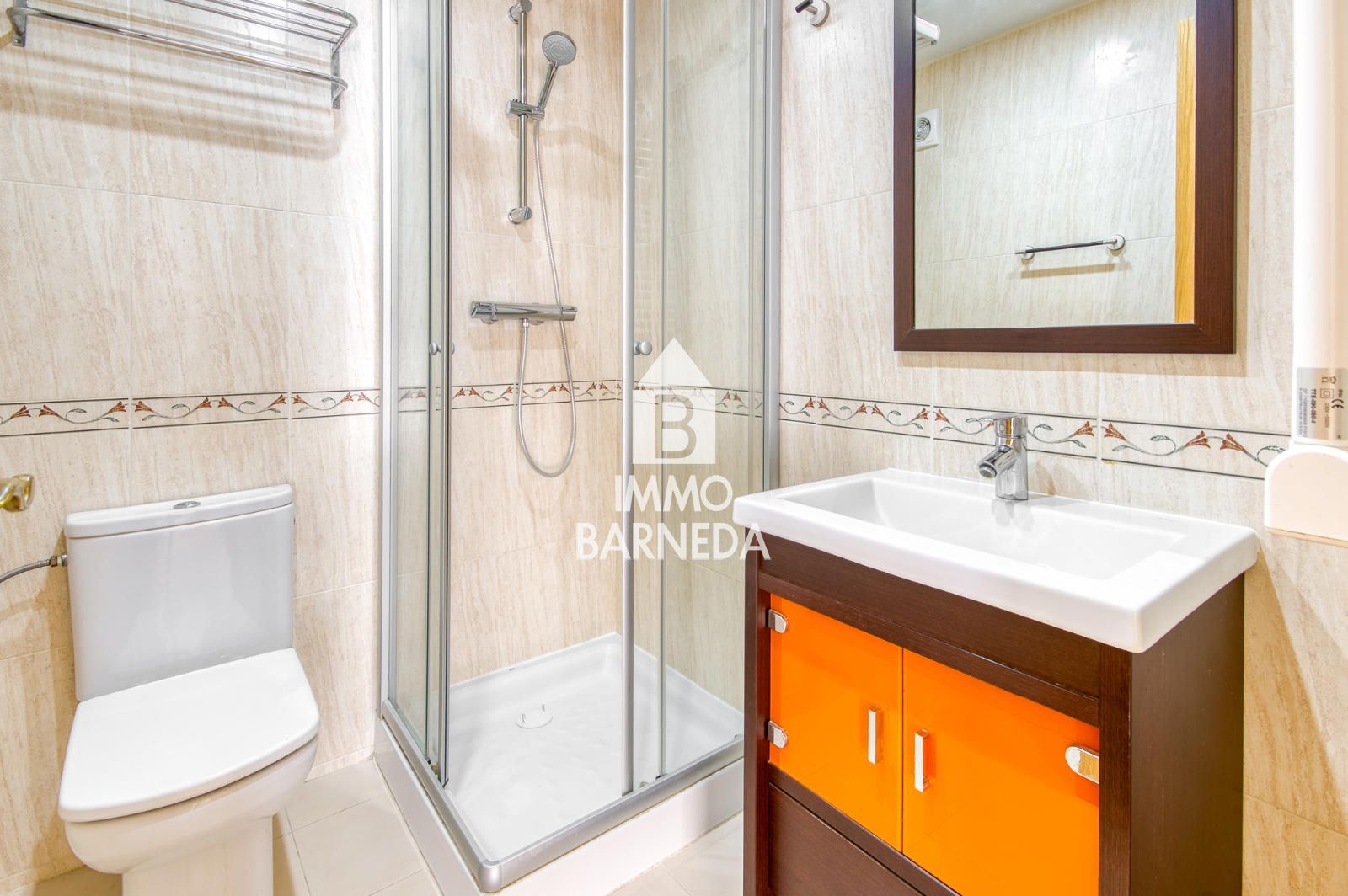 Exclusivo apartamento en primera línea de mar con vistas espectaculares