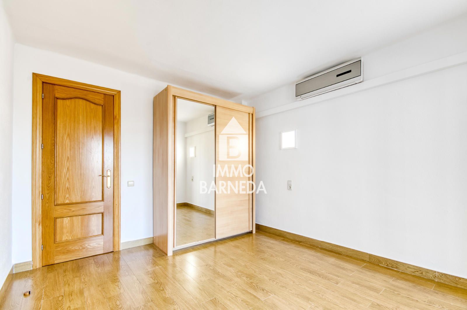 Exclusivo apartamento en primera línea de mar con vistas espectaculares