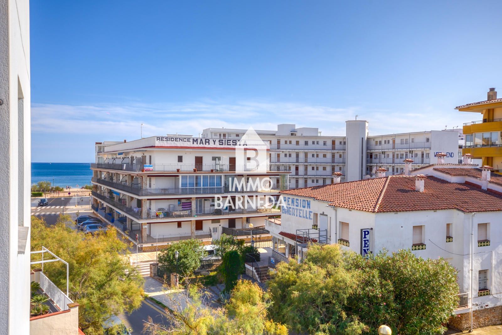 Bonito apartamento a 100 metros del mar en la zona de Salata