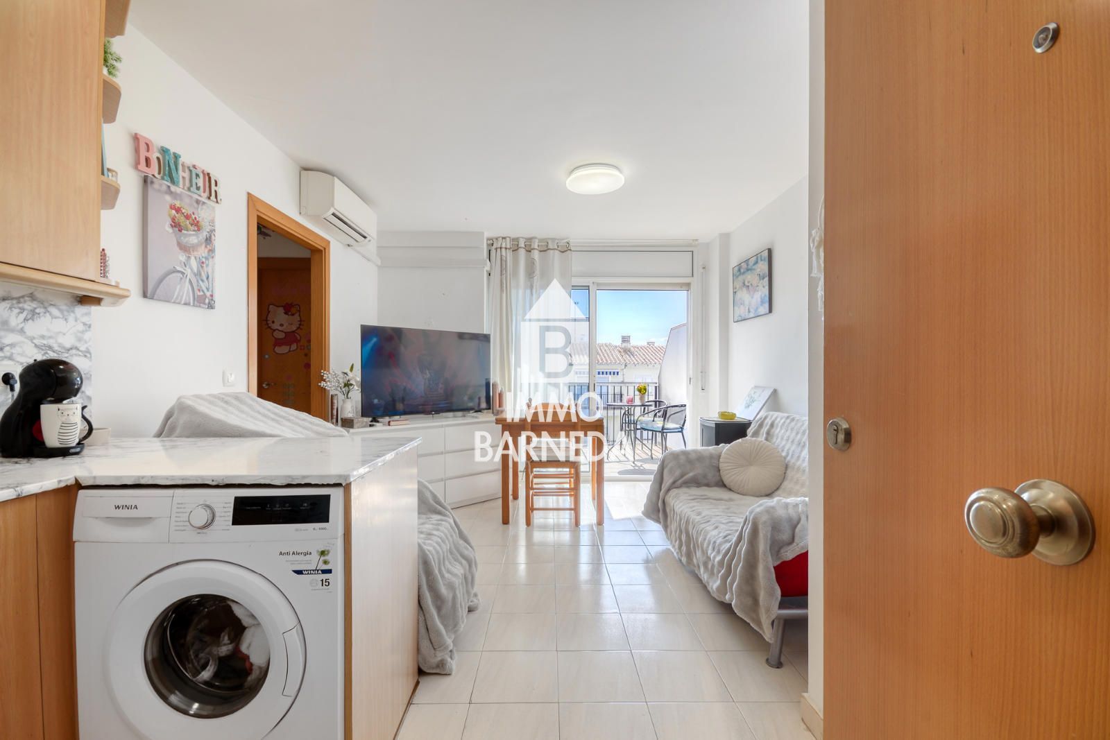 Bonito apartamento a 100 metros del mar en la zona de Salata