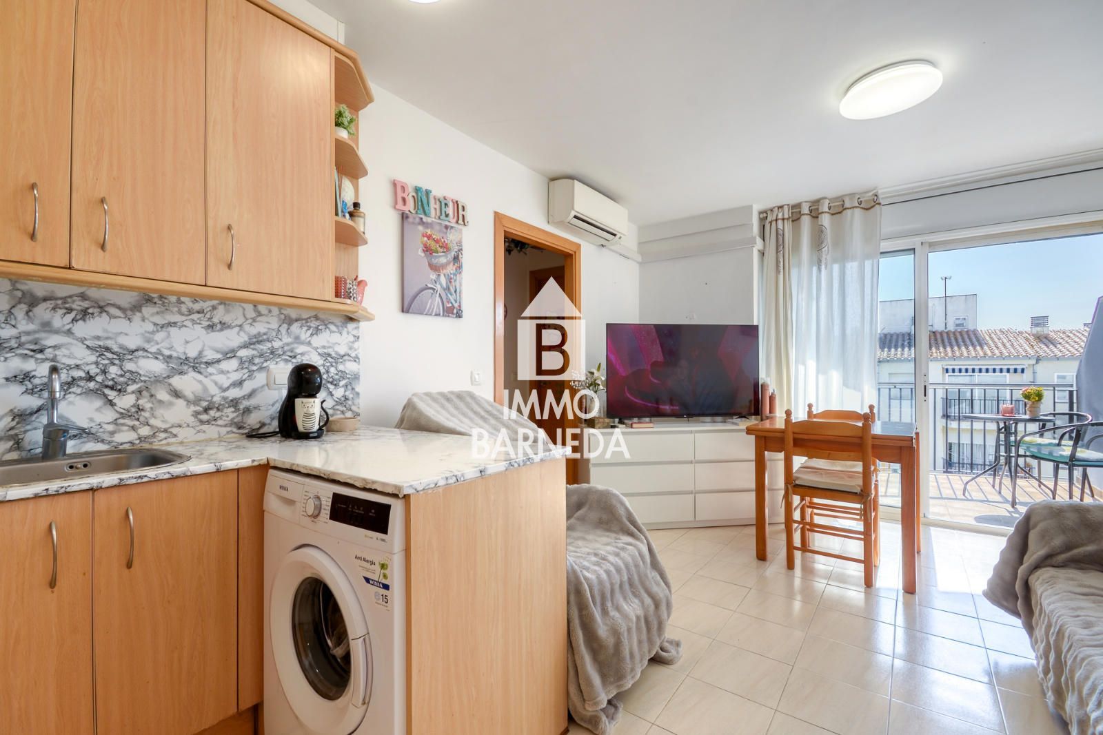 Bonito apartamento a 100 metros del mar en la zona de Salata