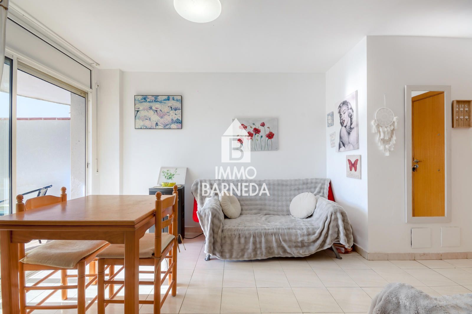 Bonito apartamento a 100 metros del mar en la zona de Salata