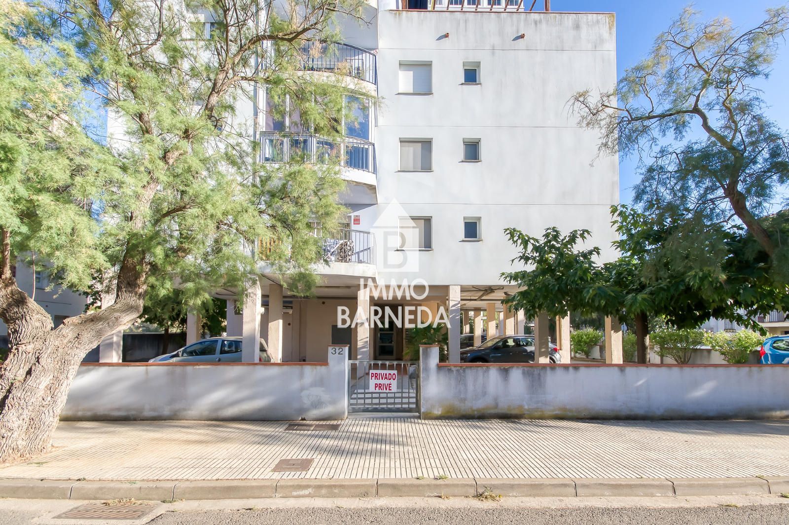 Bonito apartamento a 100 metros del mar en la zona de Salata