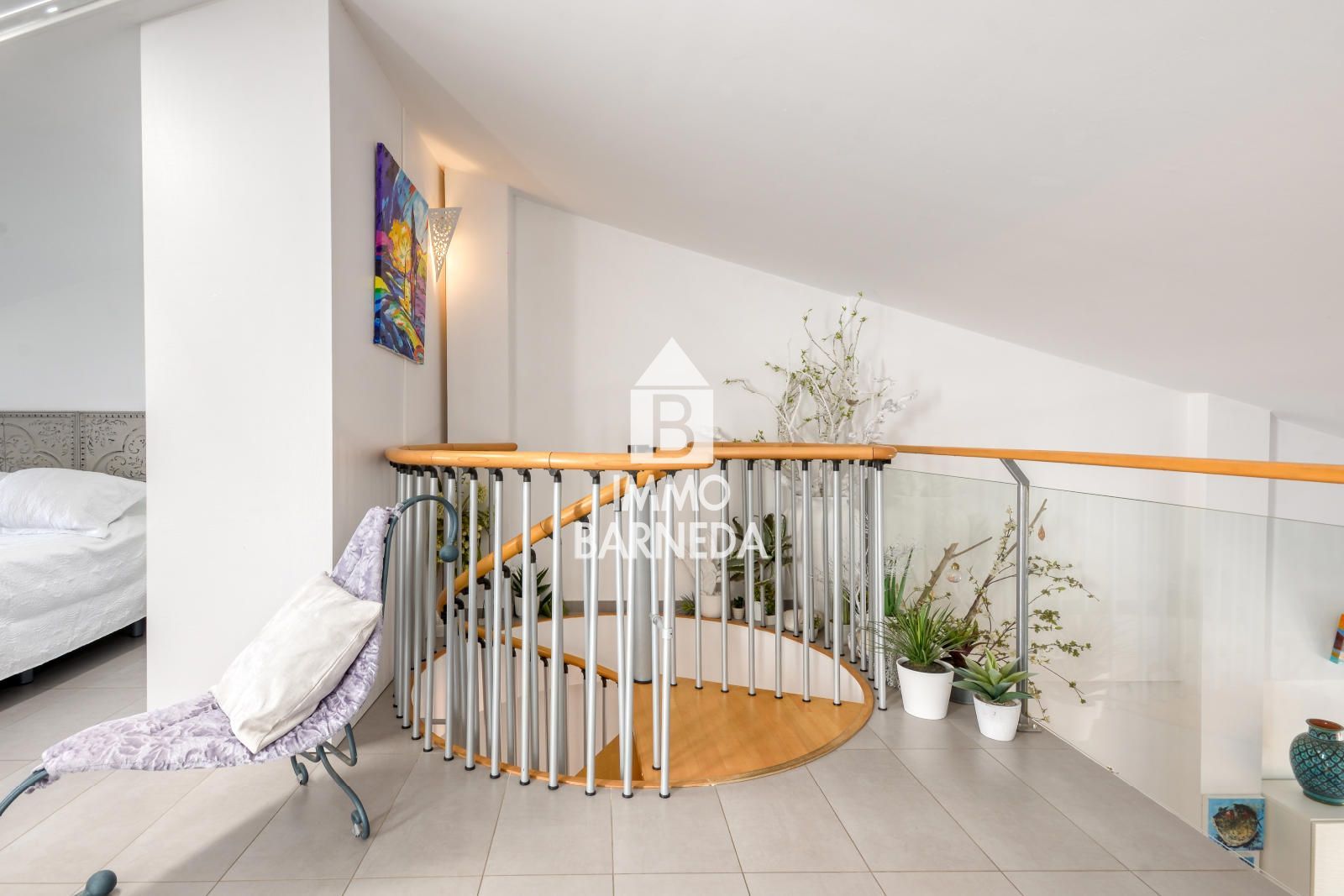 Precioso ático dúplex con solárium y licencia turística en el centro de Roses