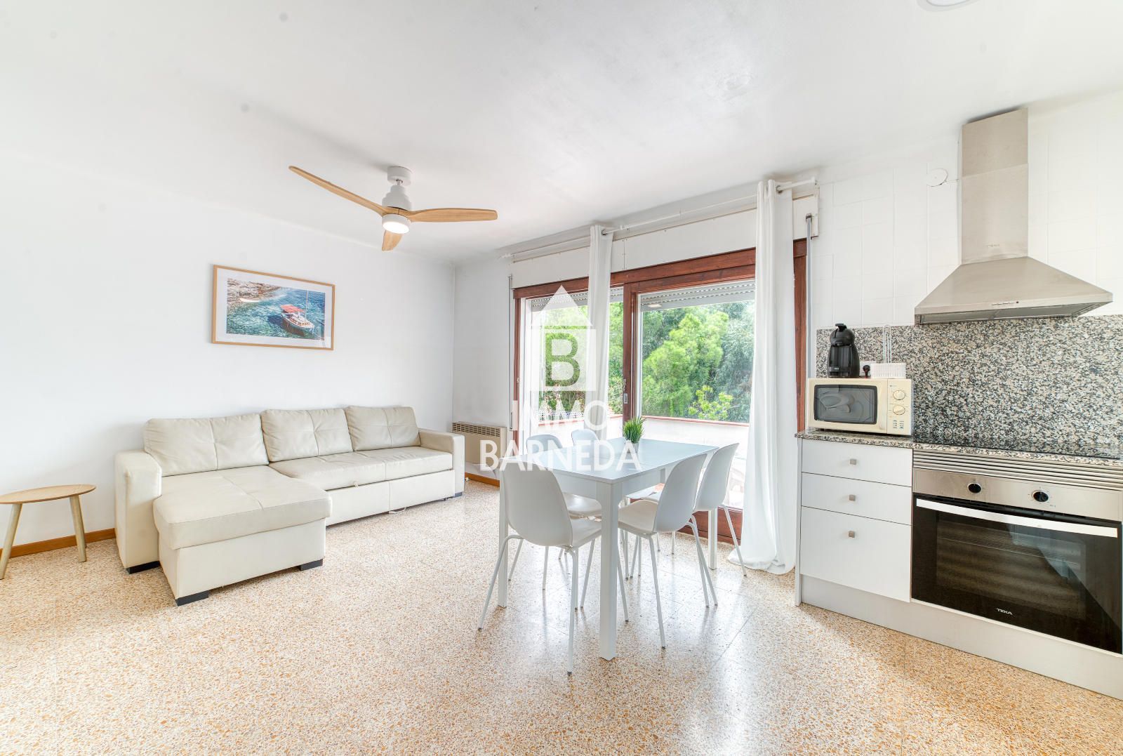 Encantador apartamento con licencia turística en la exclusiva zona de Els Palangrers – Roses