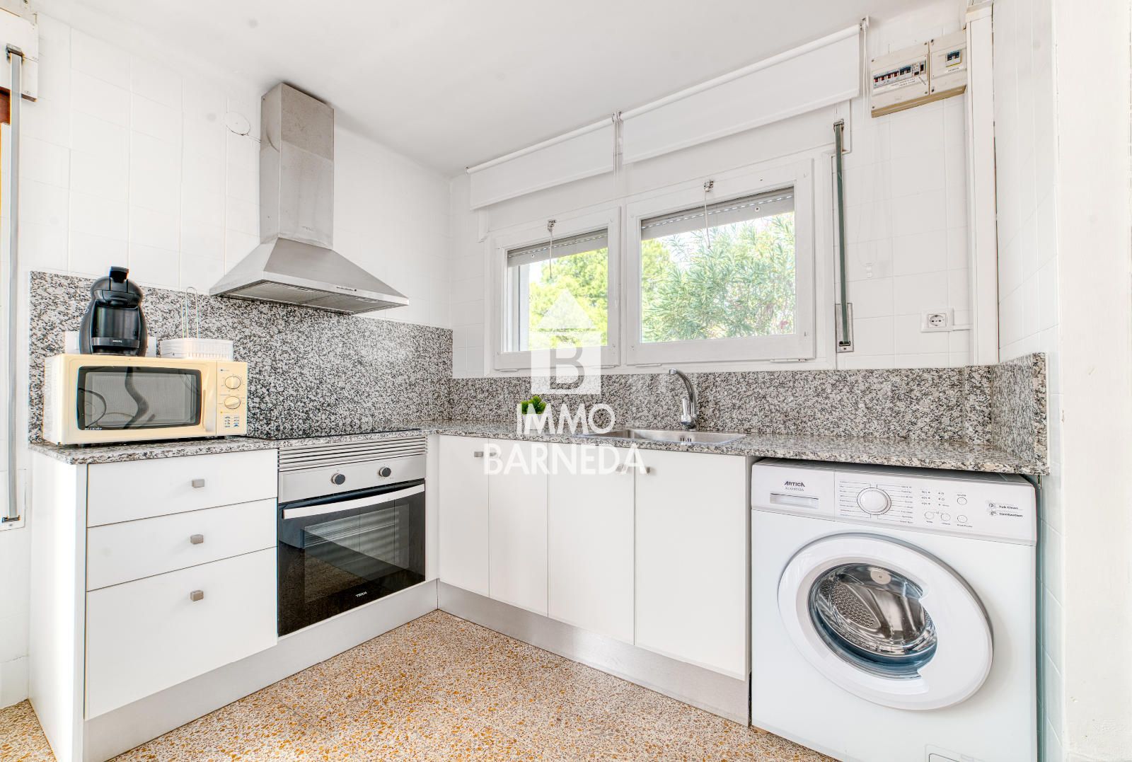 Encantador apartamento con licencia turística en la exclusiva zona de Els Palangrers – Roses