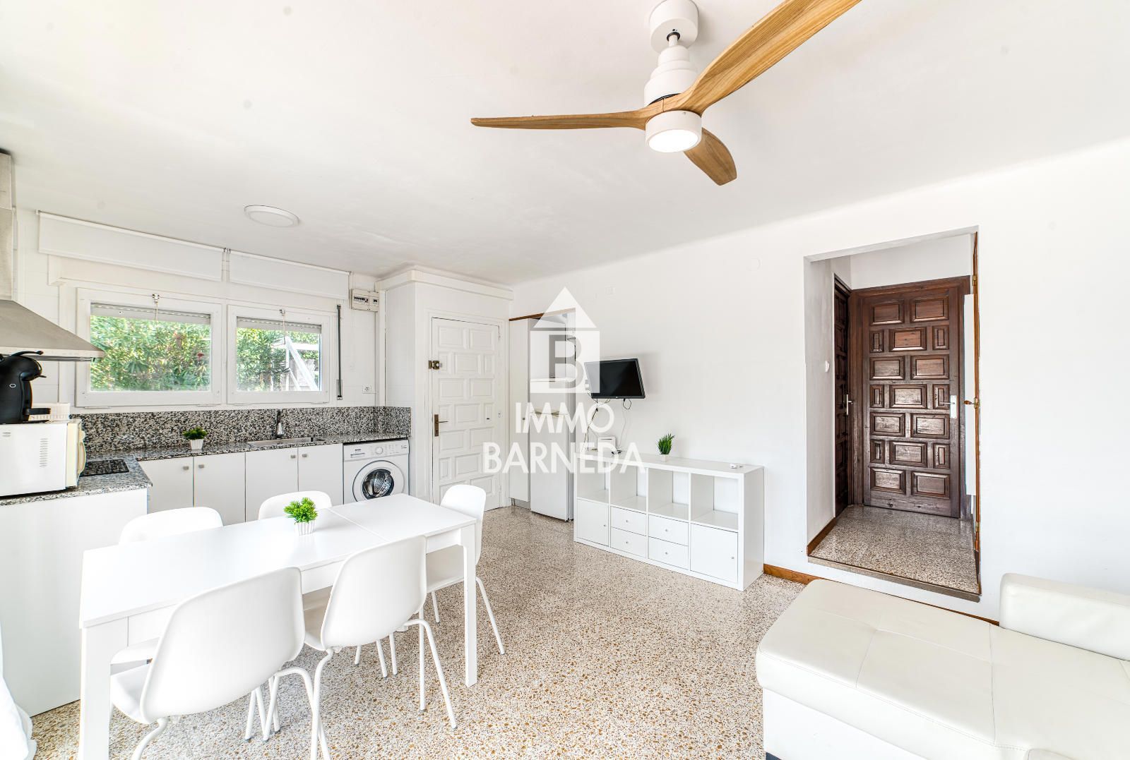 Encantador apartamento con licencia turística en la exclusiva zona de Els Palangrers – Roses