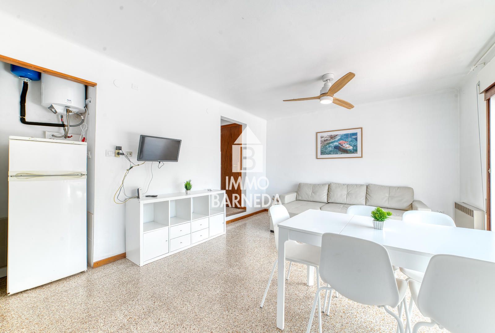 Encantador apartamento con licencia turística en la exclusiva zona de Els Palangrers – Roses