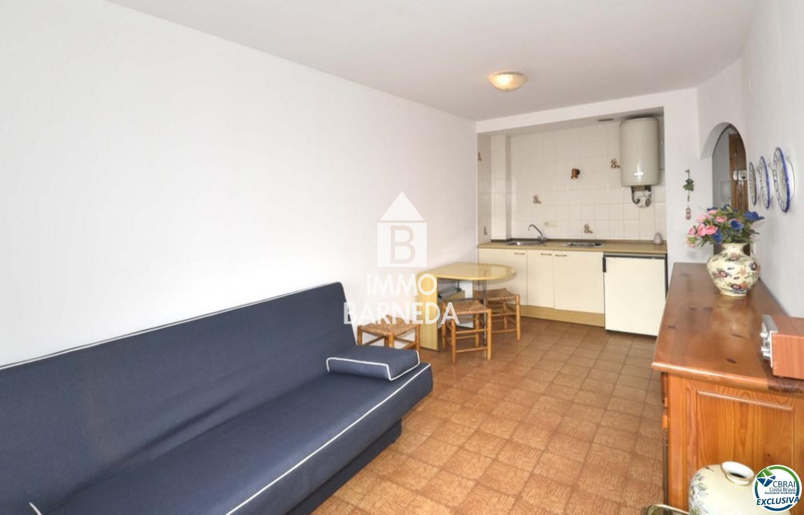 Apartamento de un dormitorio ubicado en una zona tranquila