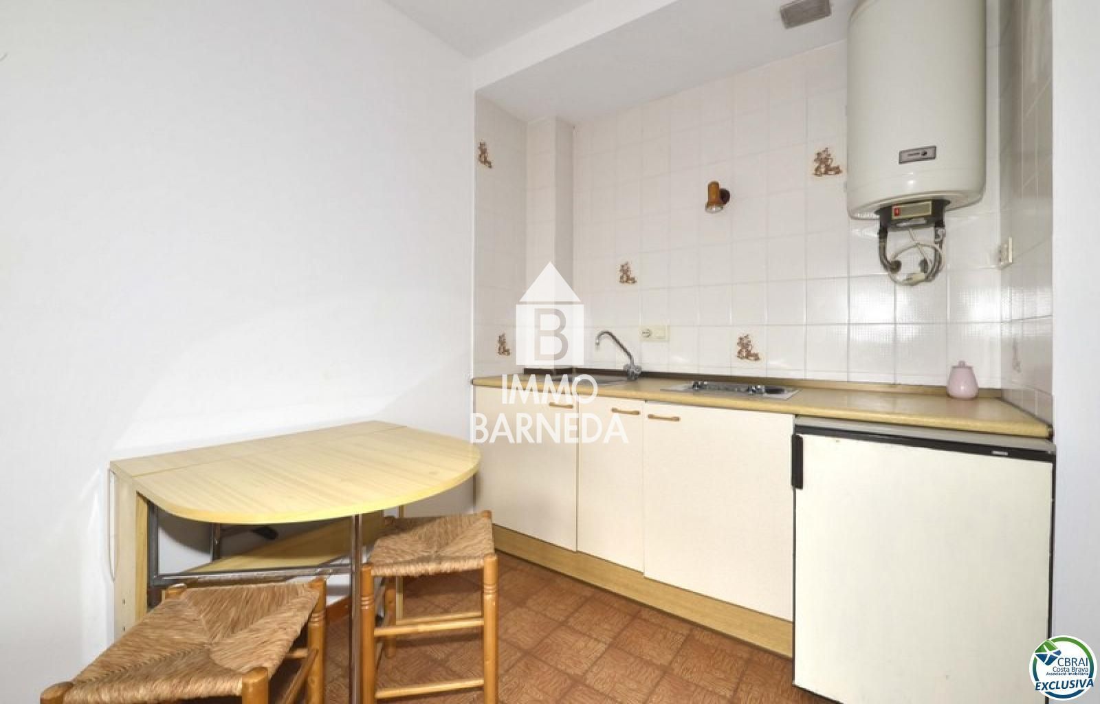 Apartamento de un dormitorio ubicado en una zona tranquila
