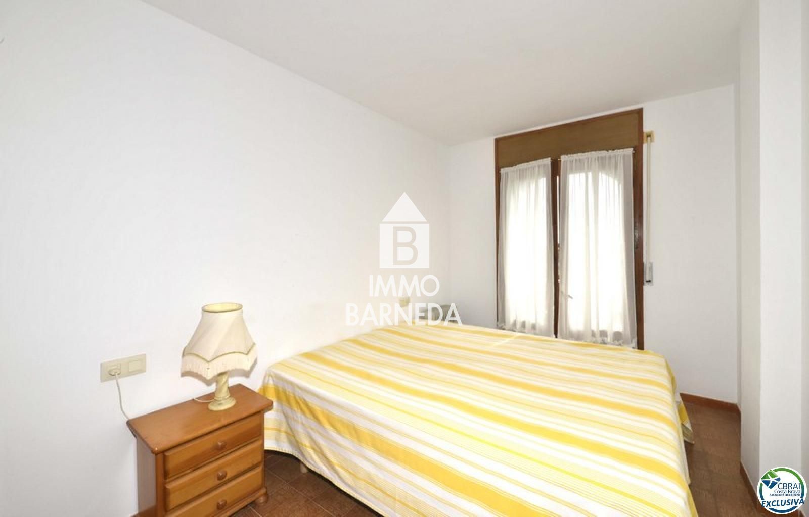 Apartamento de un dormitorio ubicado en una zona tranquila