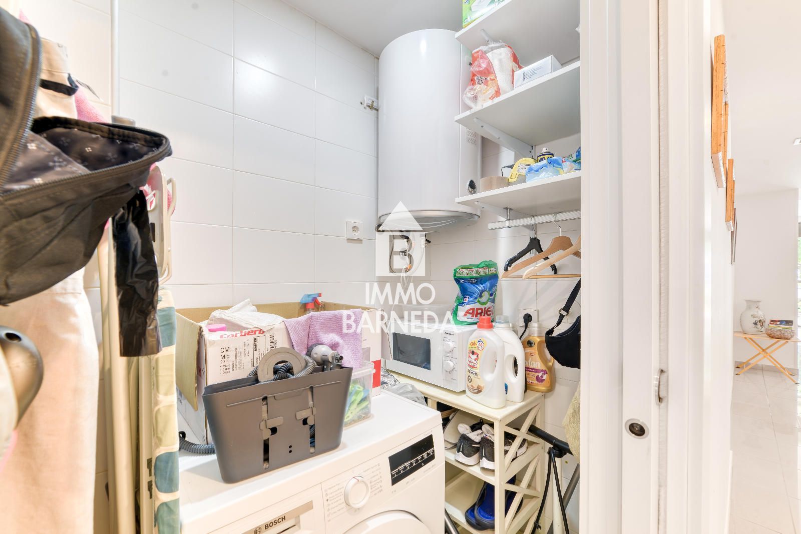 Apartamento en Planta Baja en Primera Línea de Mar – Zona Salatar