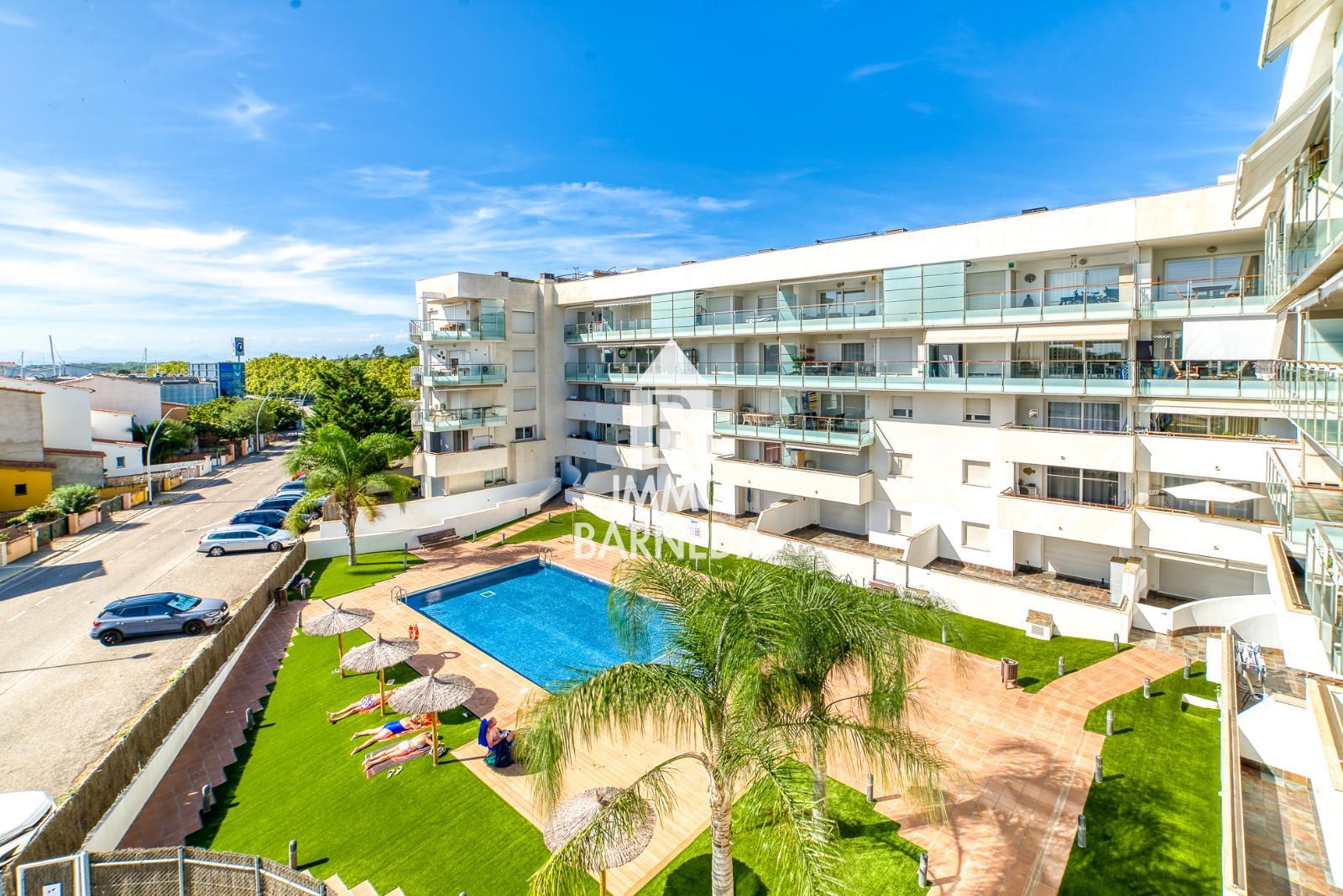 Apartamento con gran terraza, vistas al canal, piscina y licencia turística en Santa Margarita