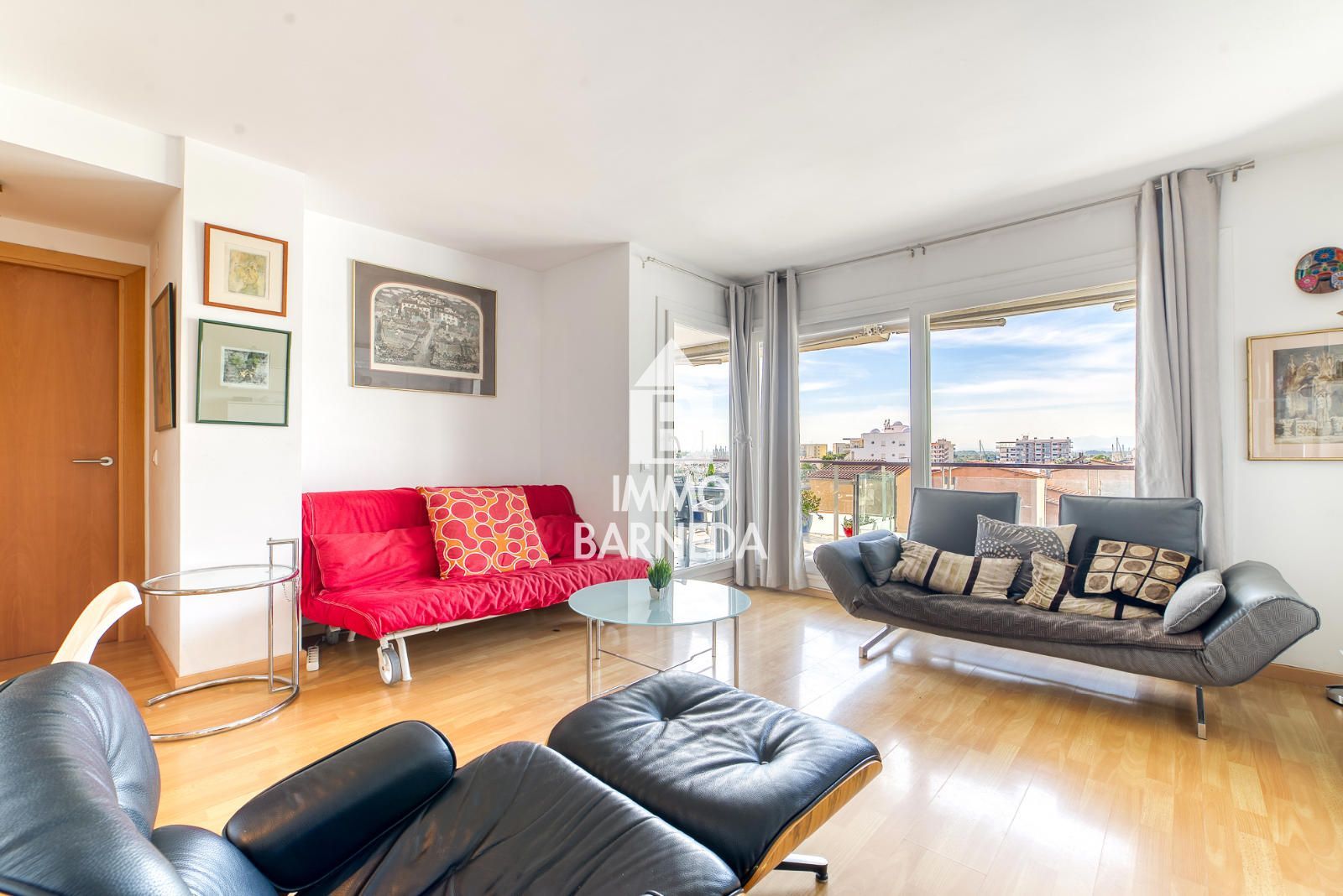 Apartamento con gran terraza, vistas al canal, piscina y licencia turística en Santa Margarita