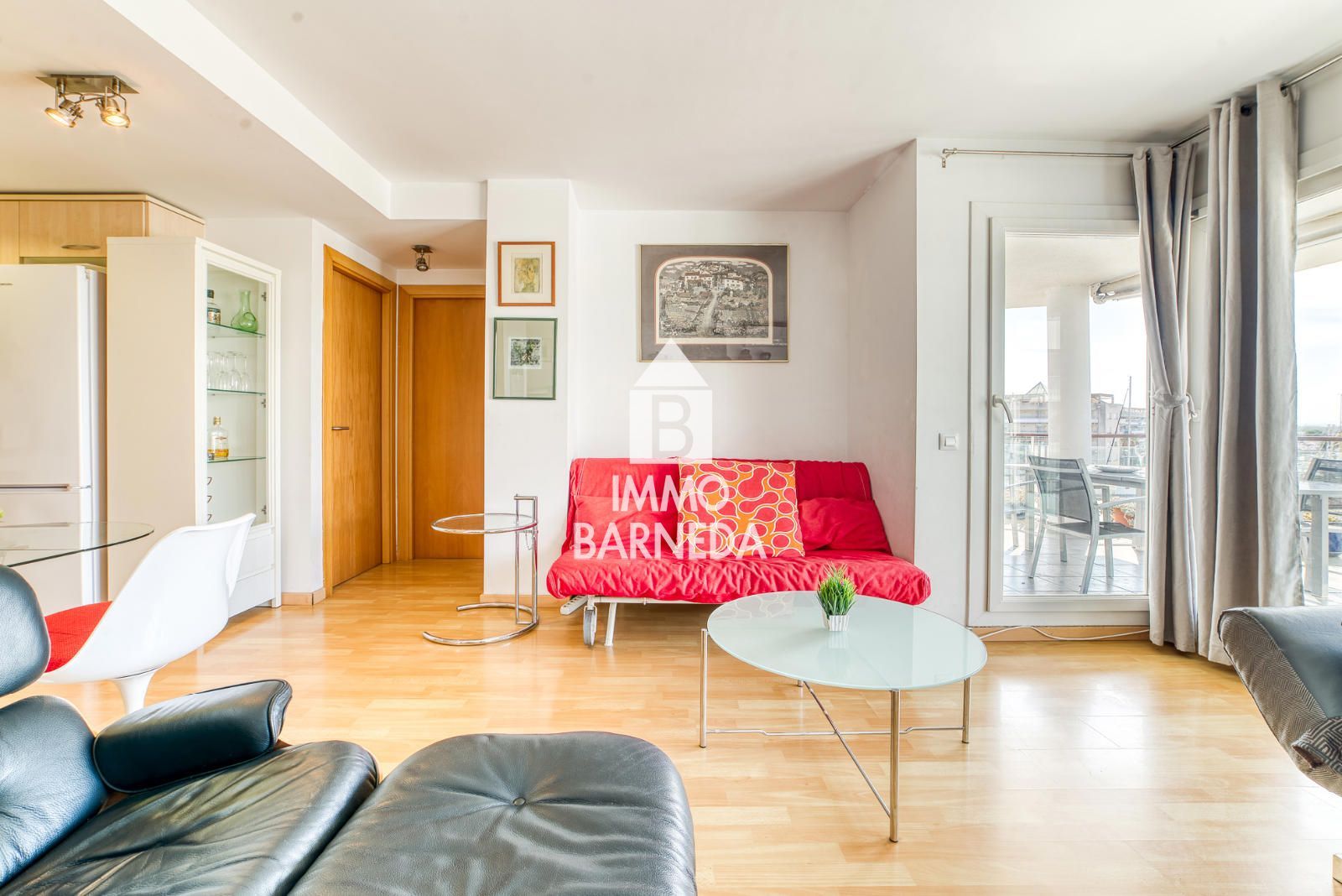 Apartamento con gran terraza, vistas al canal, piscina y licencia turística en Santa Margarita