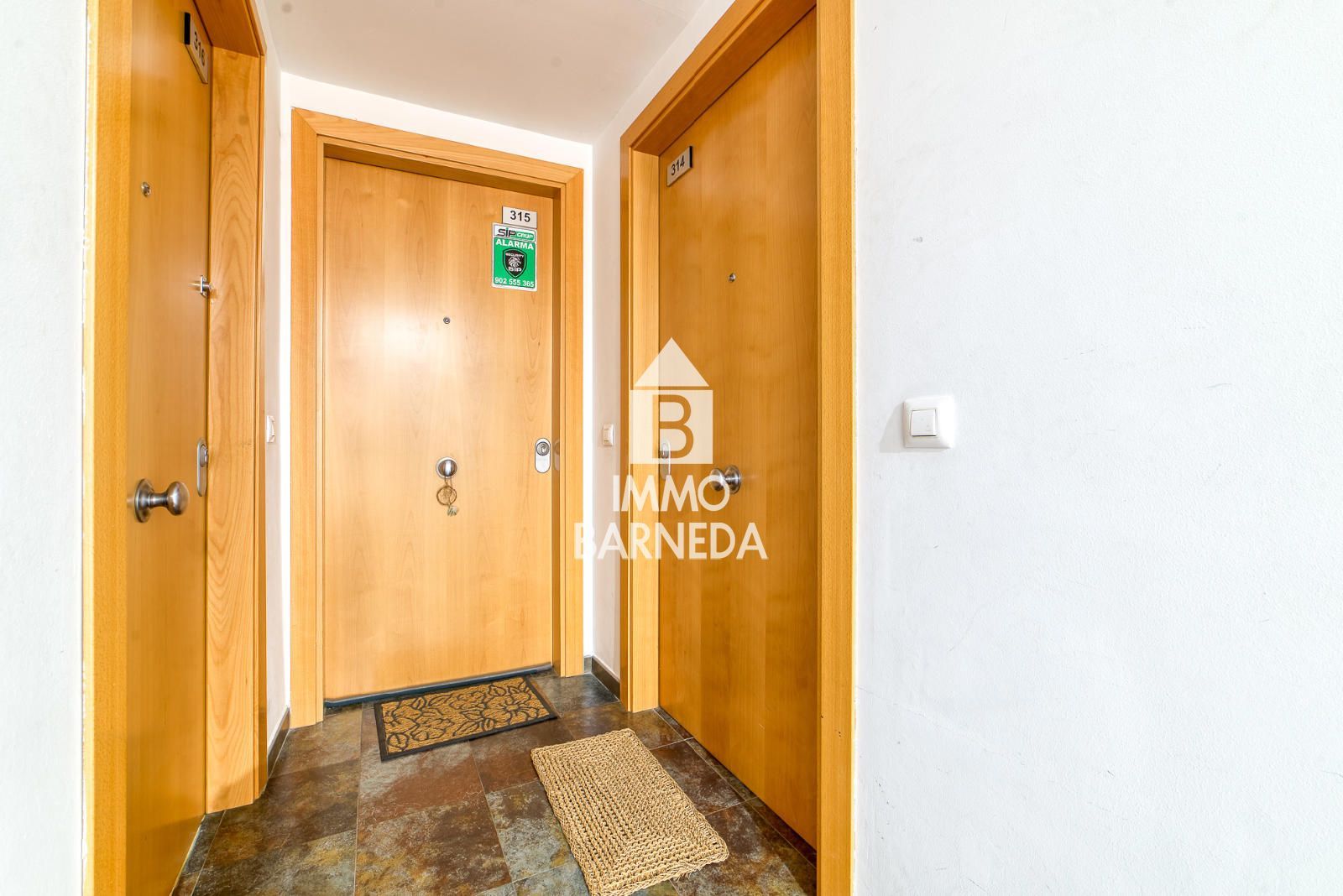 Apartamento con gran terraza, vistas al canal, piscina y licencia turística en Santa Margarita