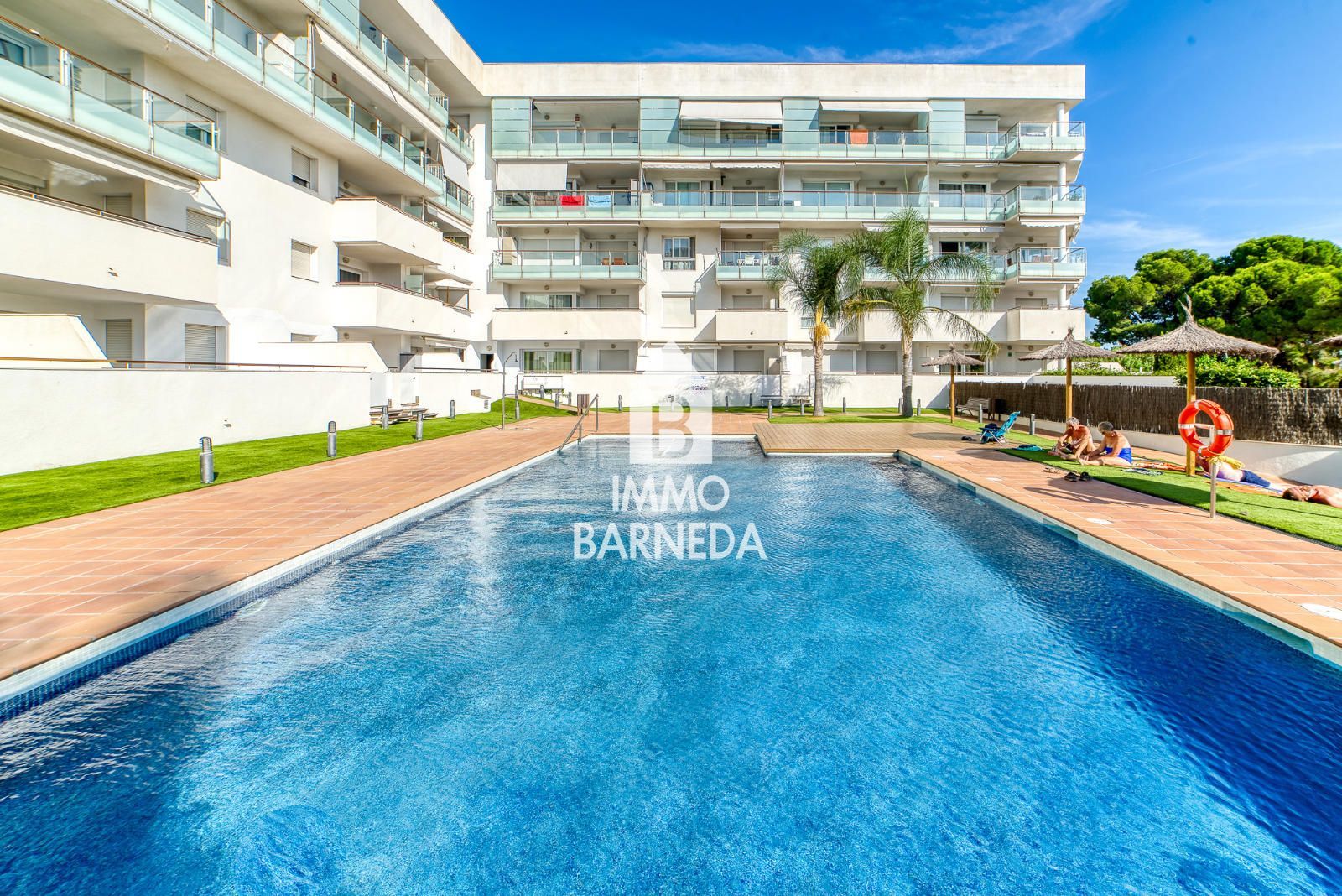 Apartamento con gran terraza, vistas al canal, piscina y licencia turística en Santa Margarita