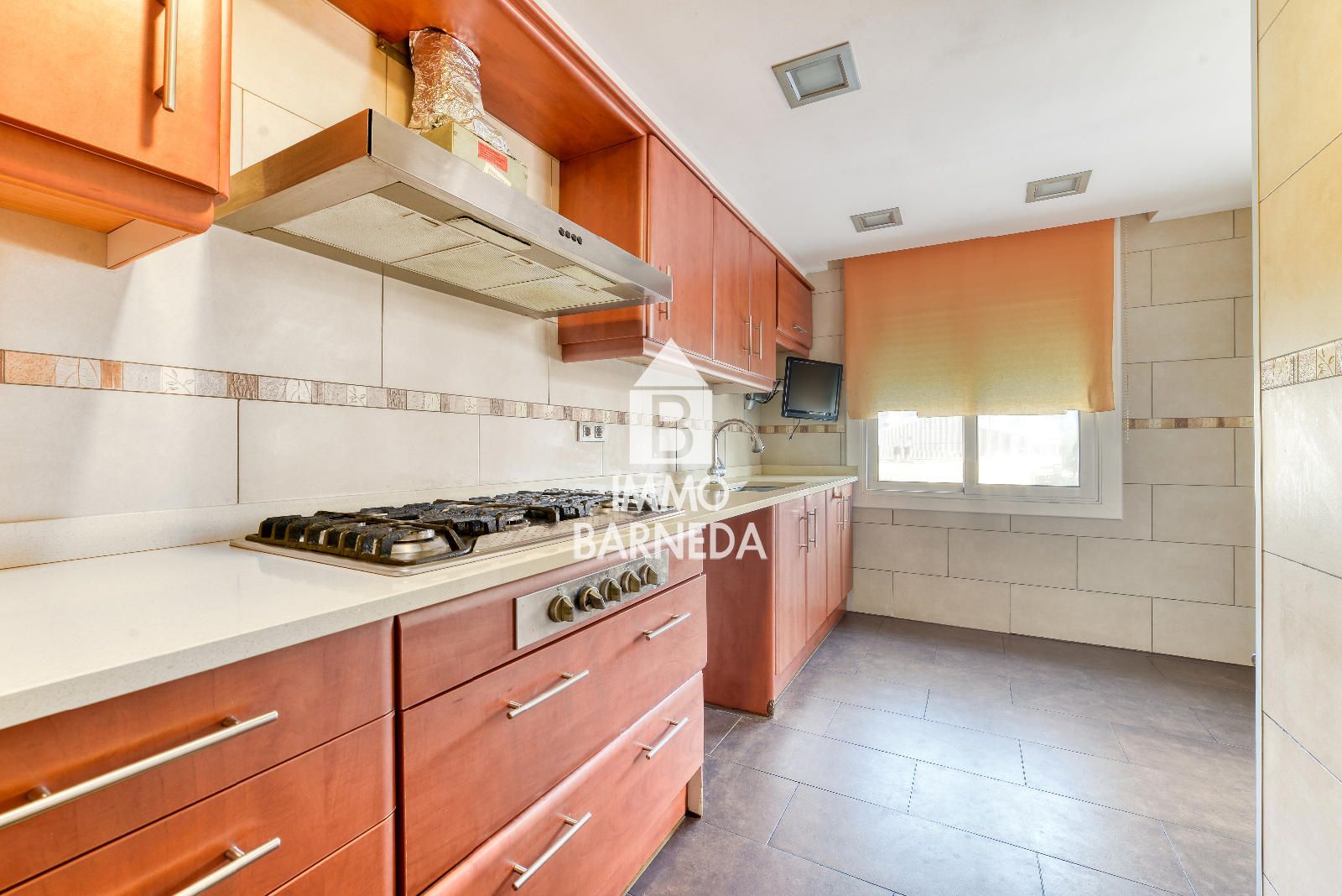 Acogedor apartamento reformado en el centro de Roses, a pocos metros del mar