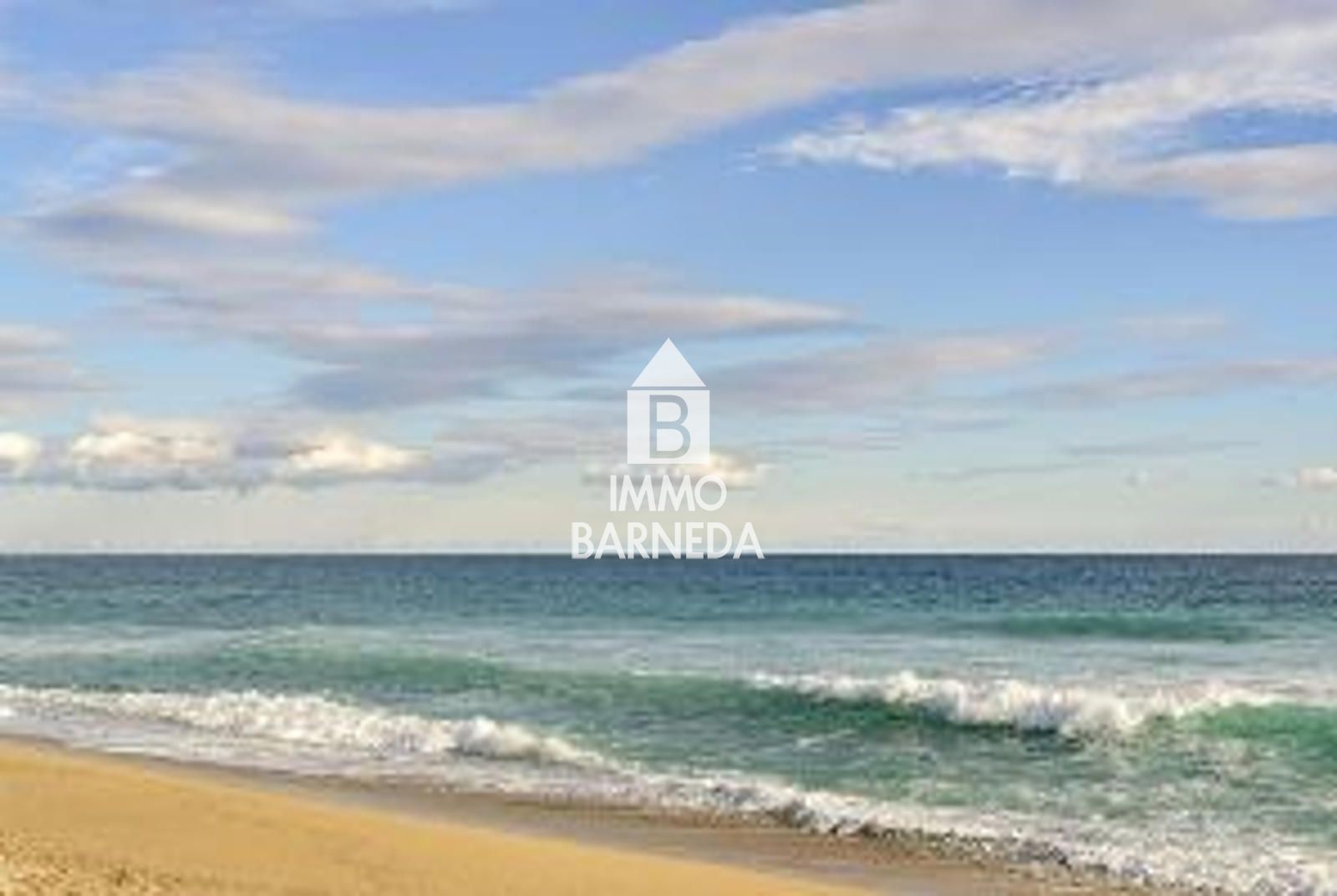 Estudio reformado con encanto y vistas al canal en Port Grec – Empuriabrava