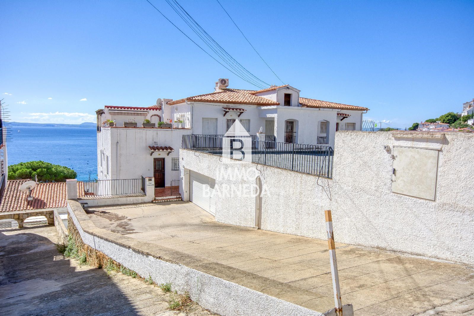 Exclusivo apartamento reformado a 50 metros de la playa de Canyelles Petites – Roses