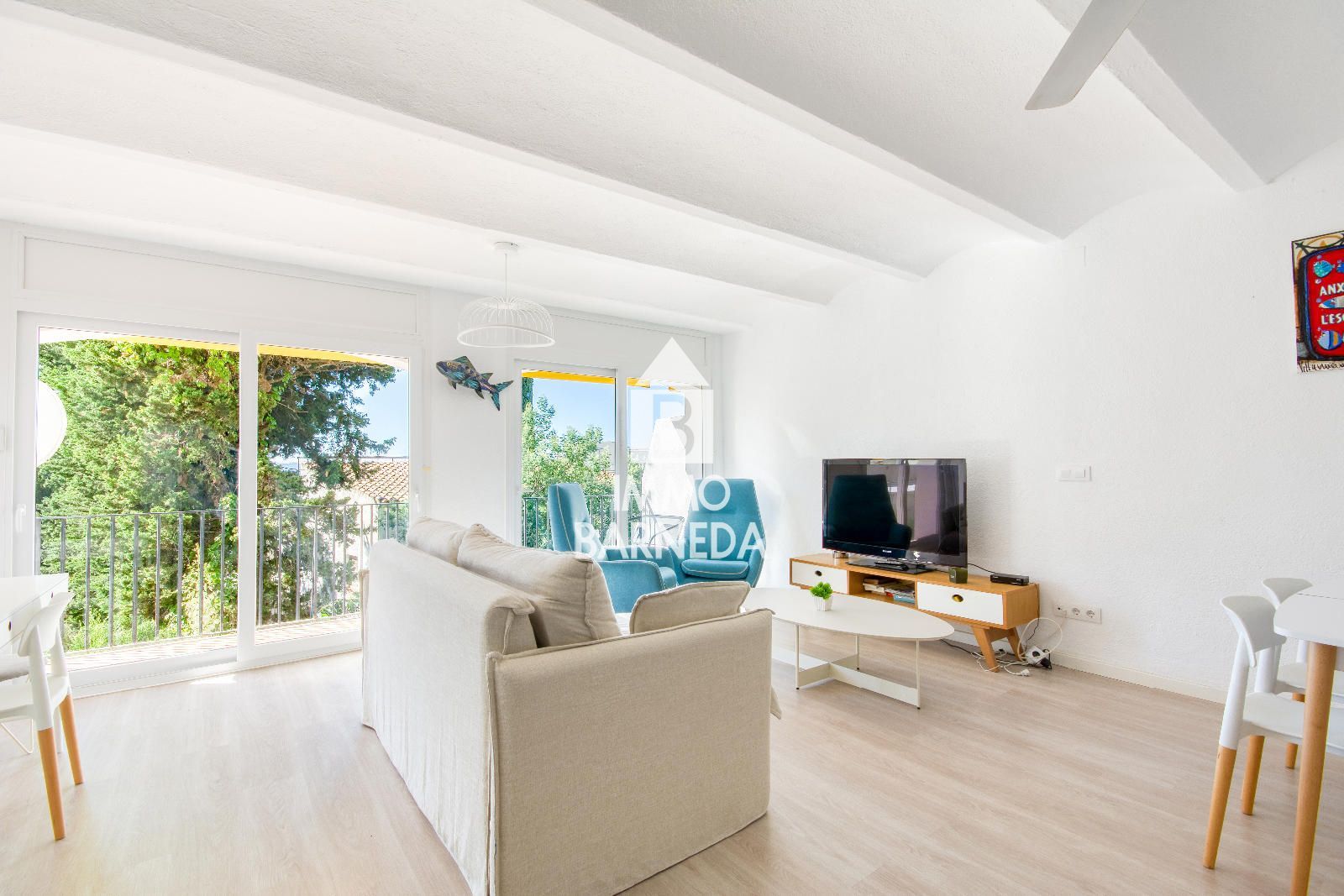 Exclusivo apartamento reformado a 50 metros de la playa de Canyelles Petites – Roses