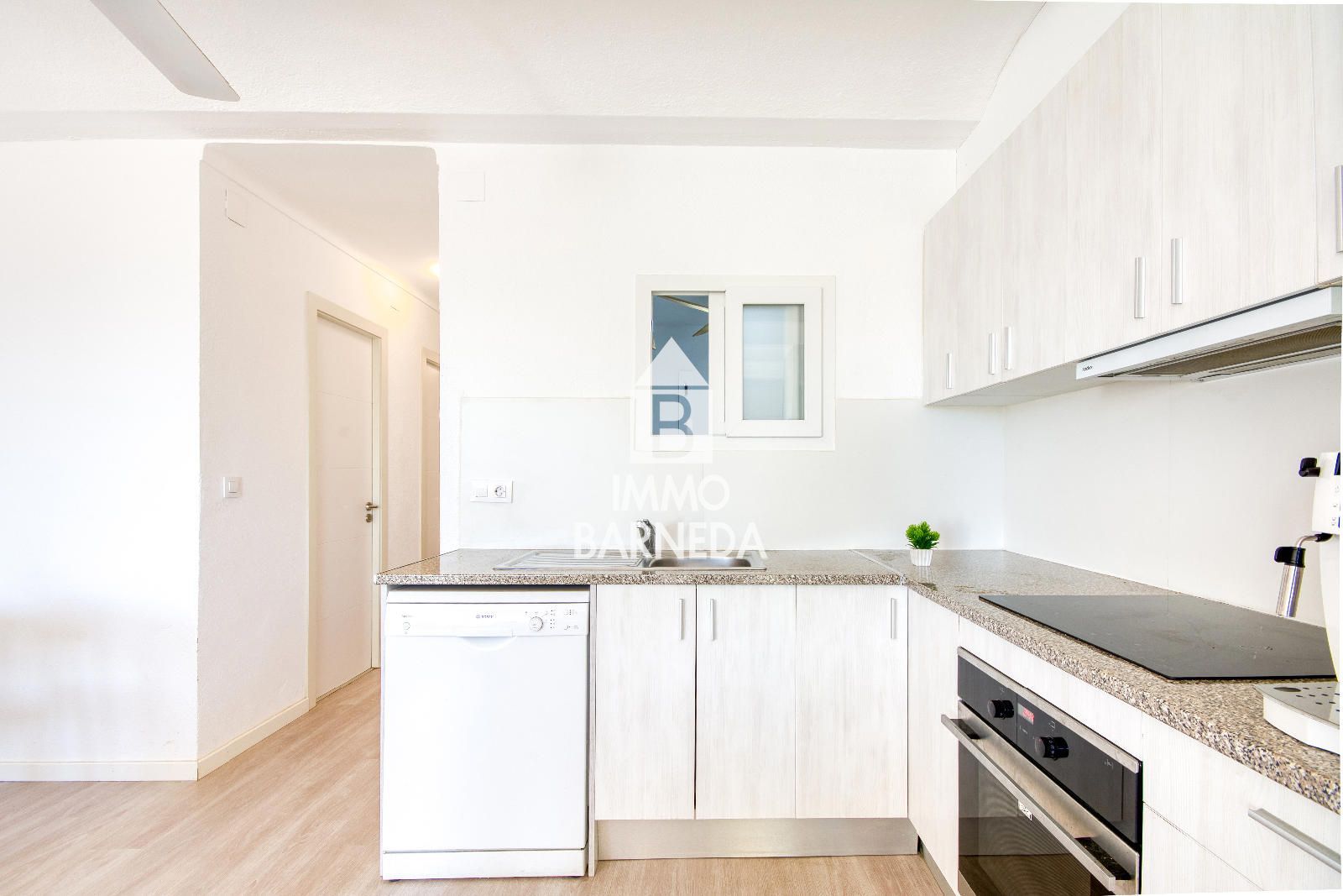 Exclusivo apartamento reformado a 50 metros de la playa de Canyelles Petites – Roses