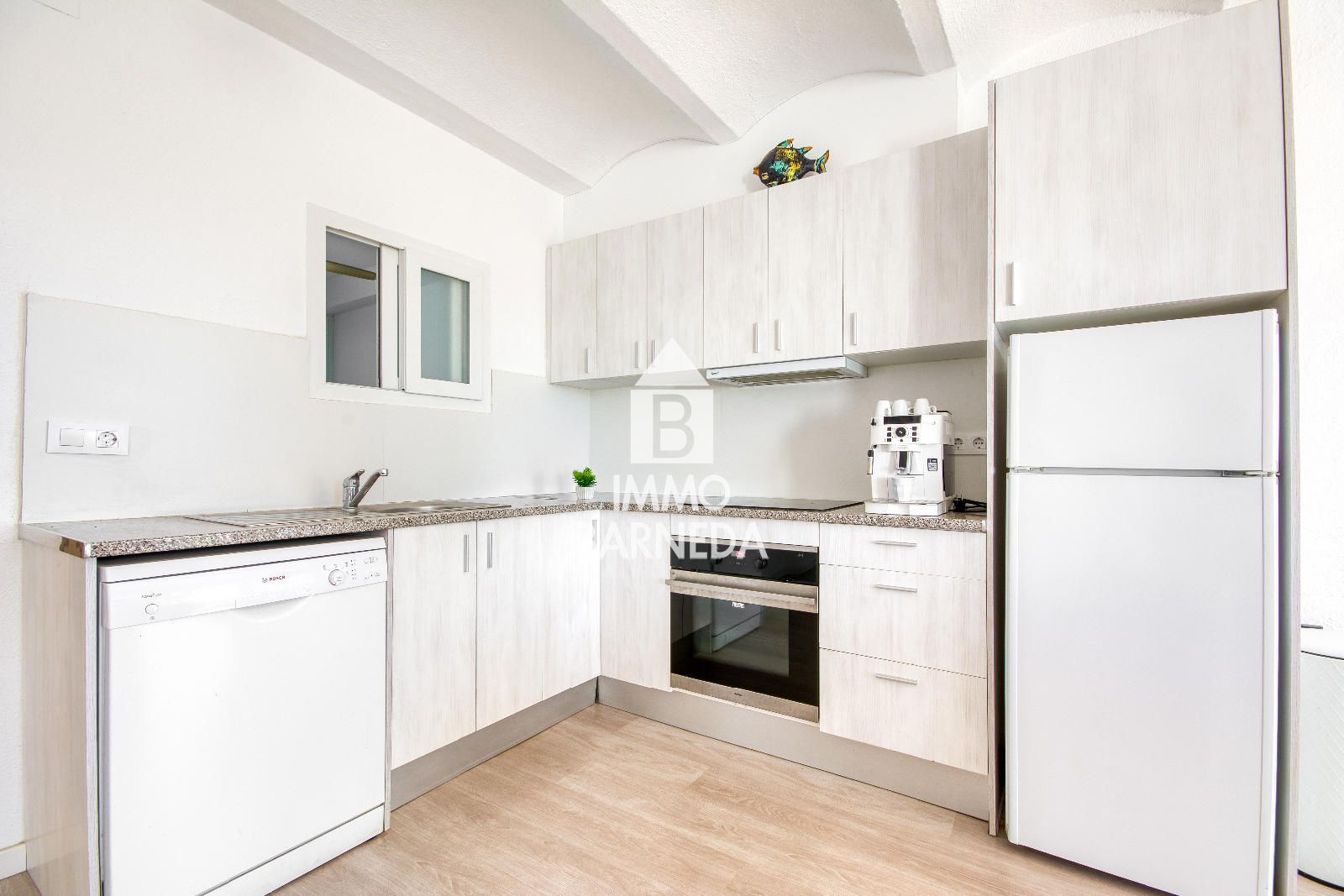 Exclusivo apartamento reformado a 50 metros de la playa de Canyelles Petites – Roses
