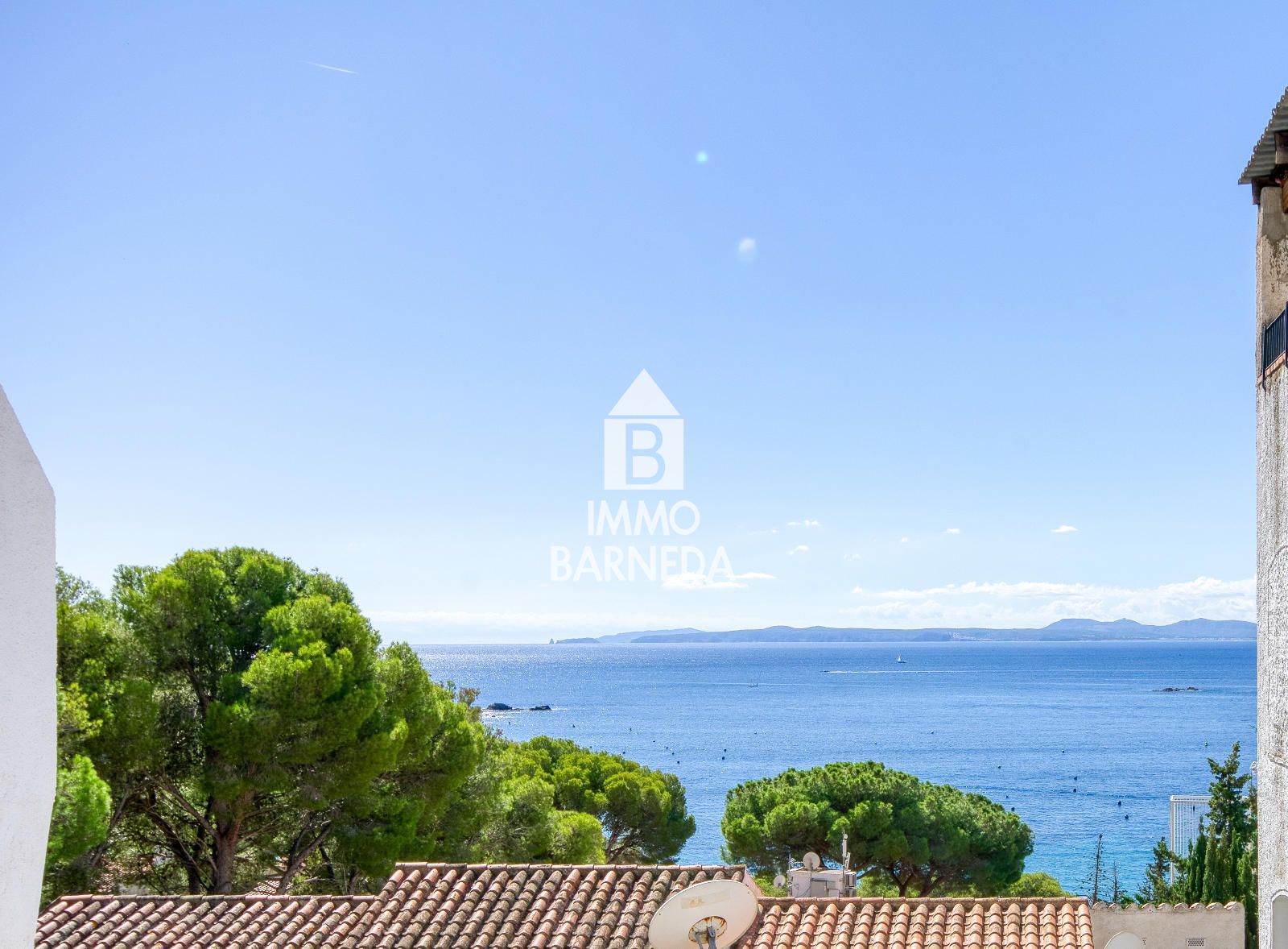 Exclusivo apartamento reformado a 50 metros de la playa de Canyelles Petites – Roses