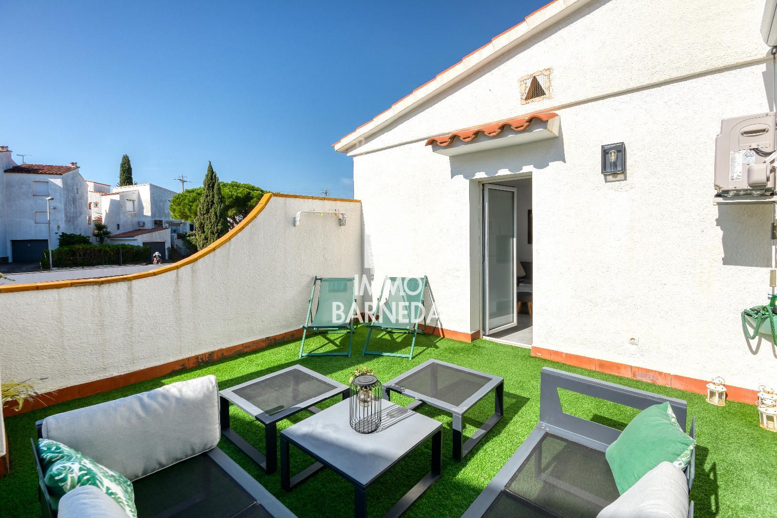 Appartement lumineux rénové avec terrasses et parking à Puig Rom, Roses