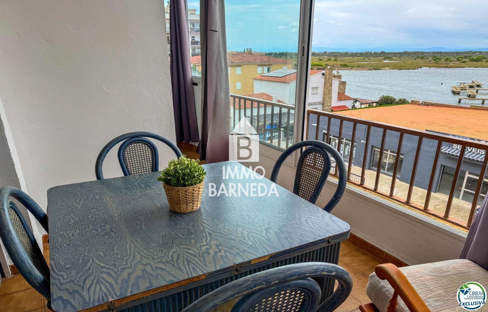 Apartament en venda a Santa Margarida, Roses | Vistes al canal i al Parc Natural dels Aiguamolls de l'Empordà