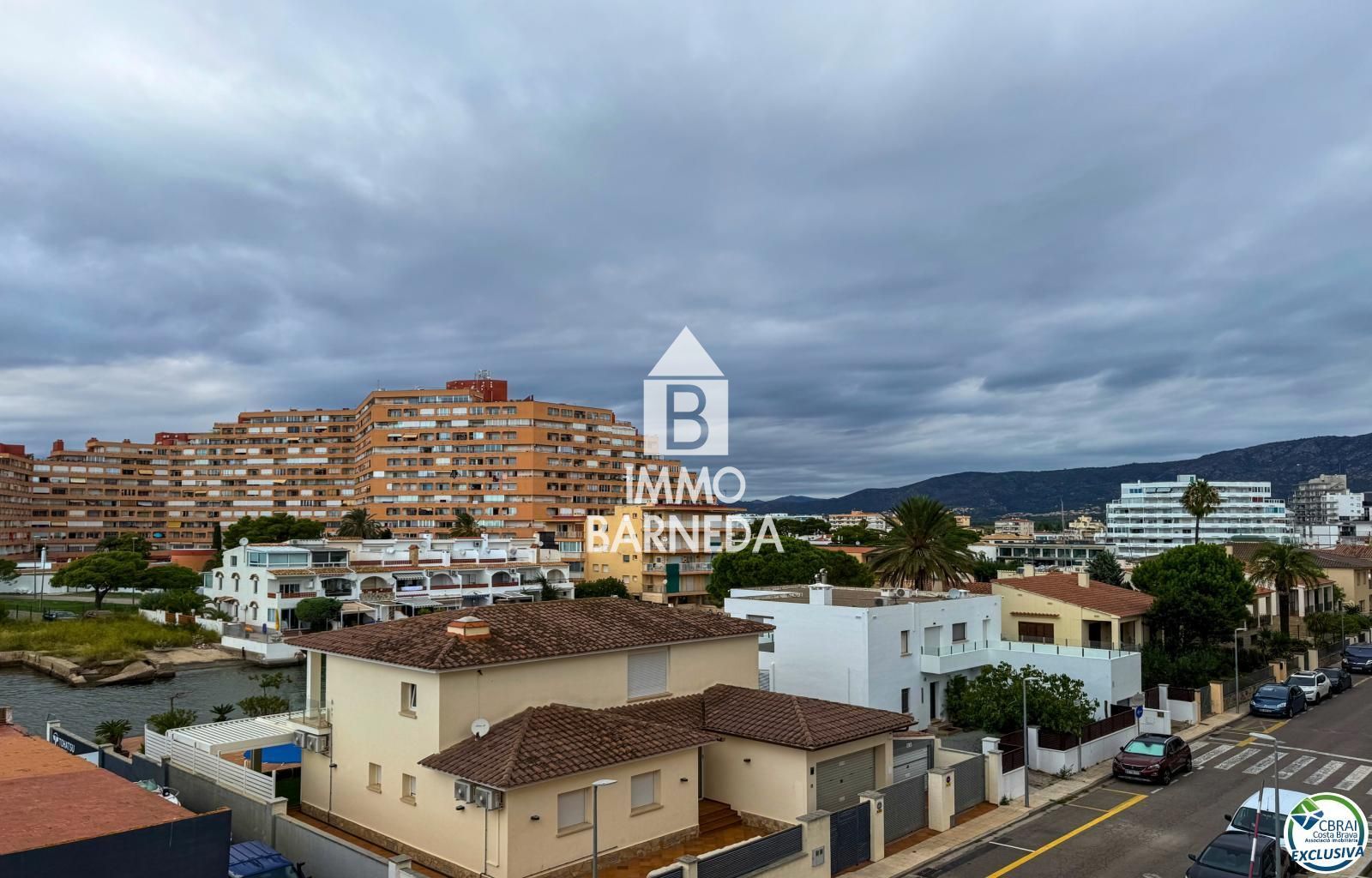 Apartament en venda a Santa Margarida, Roses | Vistes al canal i al Parc Natural dels Aiguamolls de l'Empordà