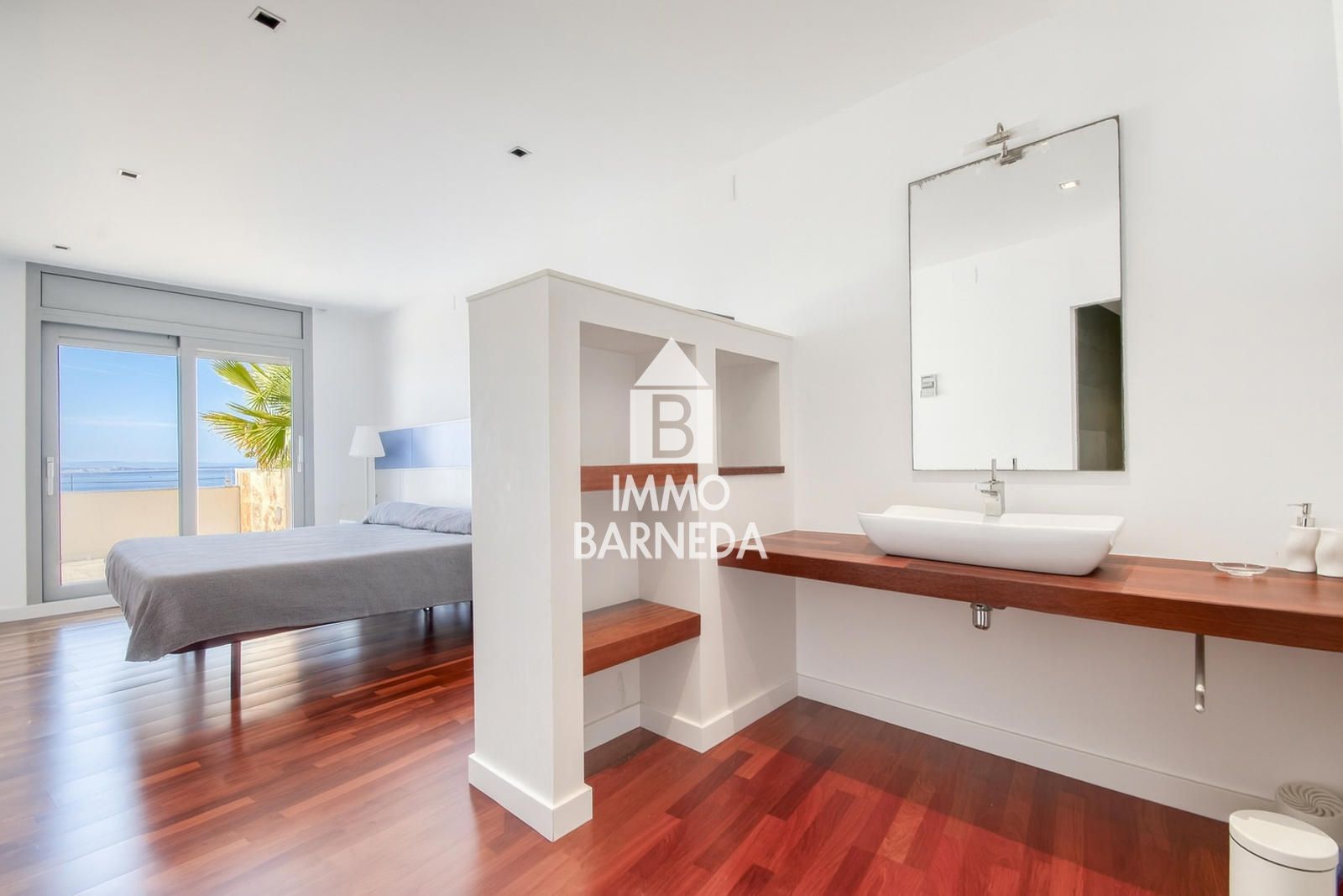 Villa moderna con vistas al mar, piscina infinita y licencia turística – Roses, entre Canyelles y Almadrava.