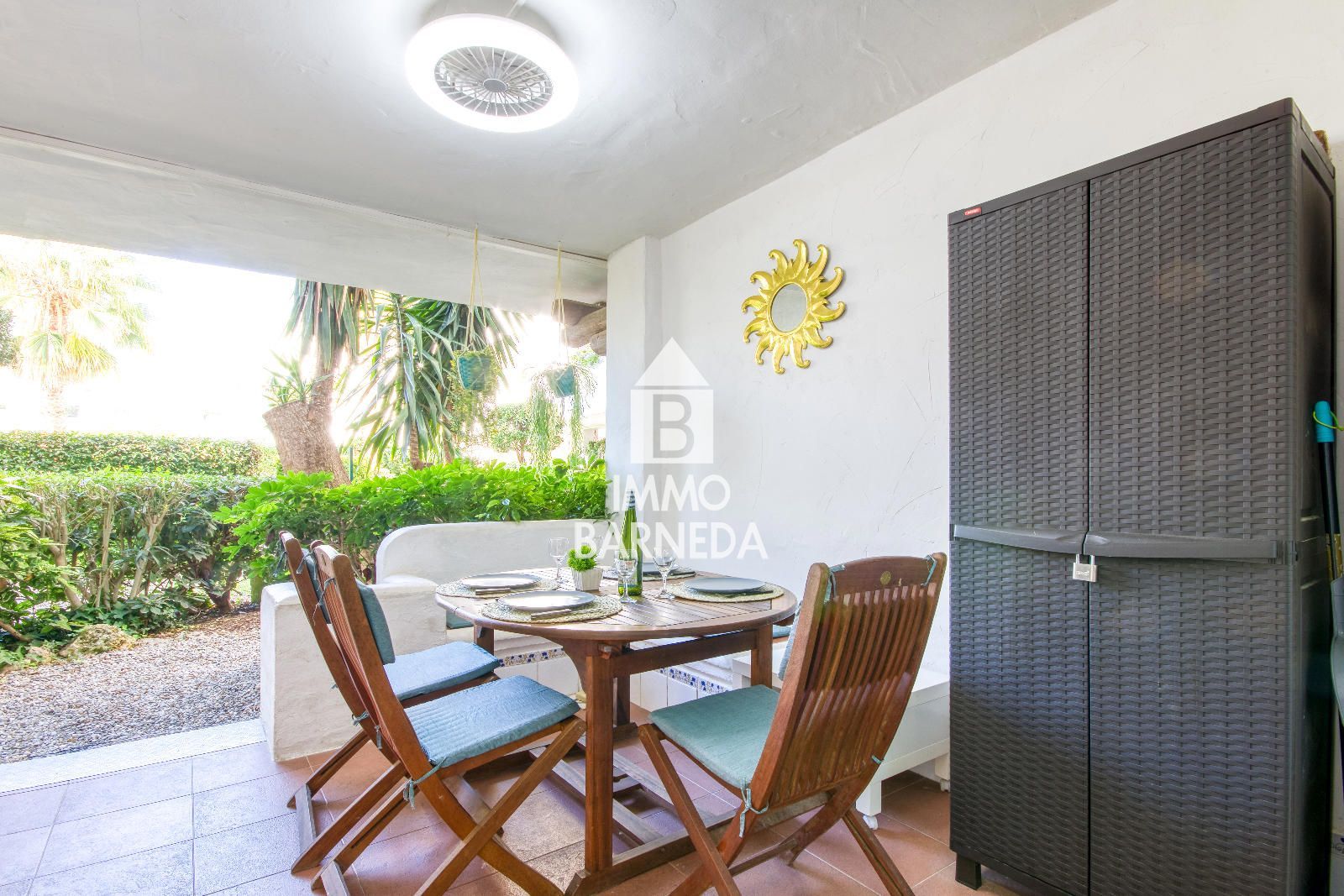 Acogedor apartamento con amplia terraza y acceso a jardín en Santa Margarita – Roses