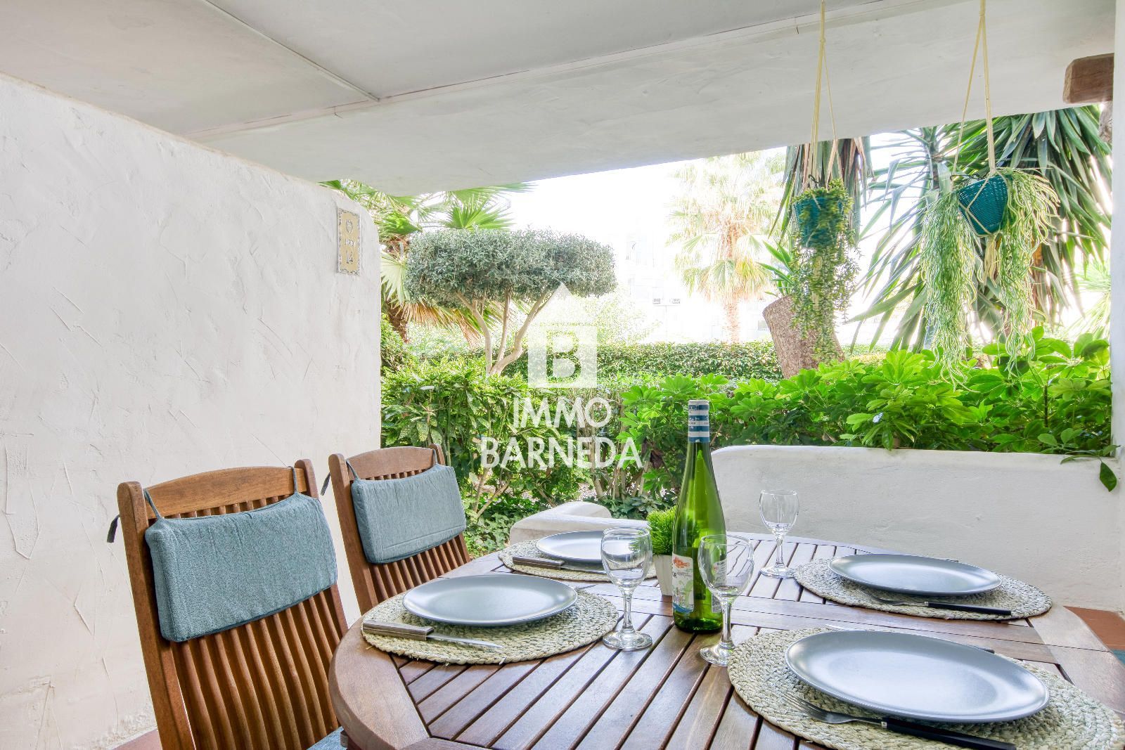 Acogedor apartamento con amplia terraza y acceso a jardín en Santa Margarita – Roses
