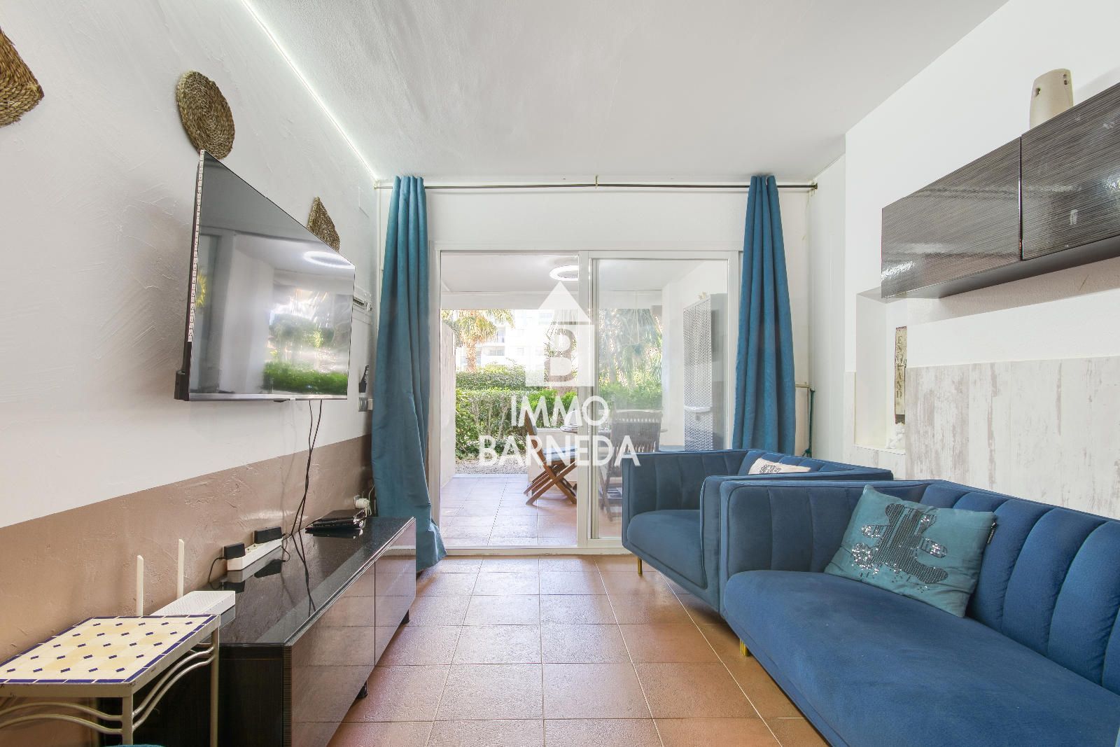 Acogedor apartamento con amplia terraza y acceso a jardín en Santa Margarita – Roses