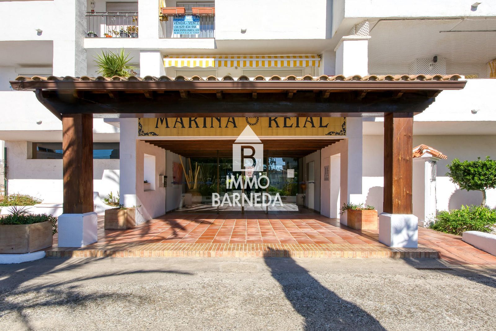 Acogedor apartamento con amplia terraza y acceso a jardín en Santa Margarita – Roses