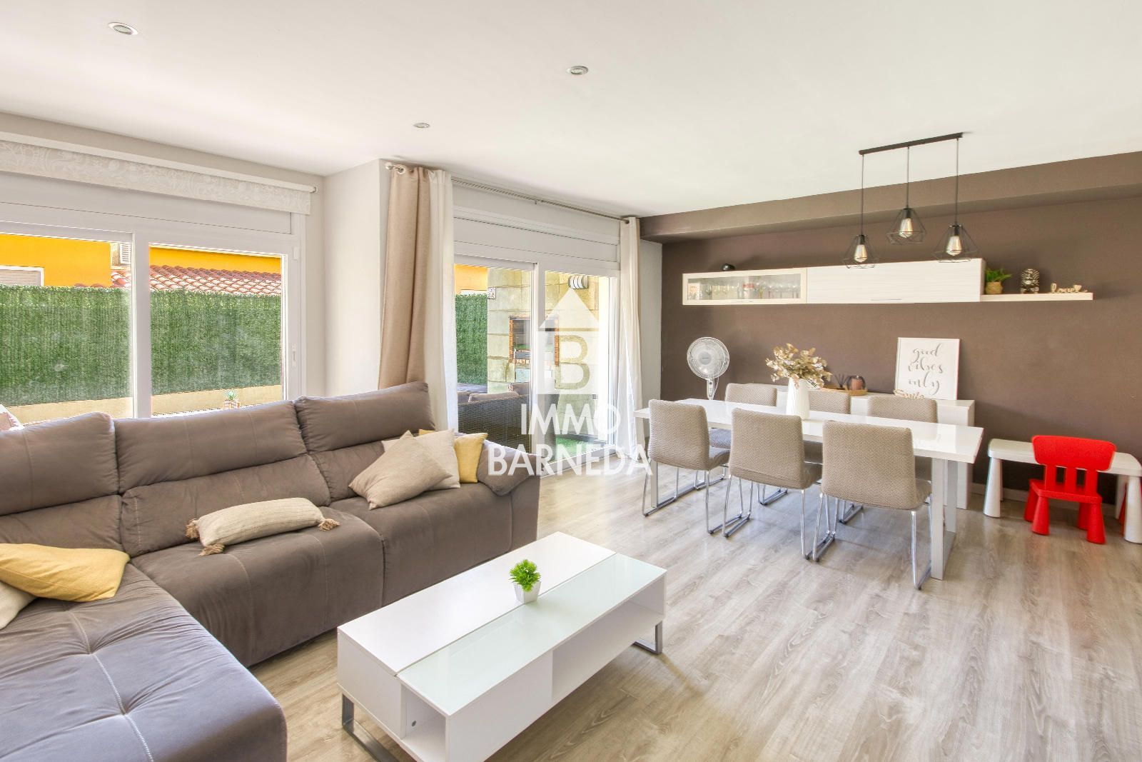 Modern and bright terraced house in Palau-Saverdera