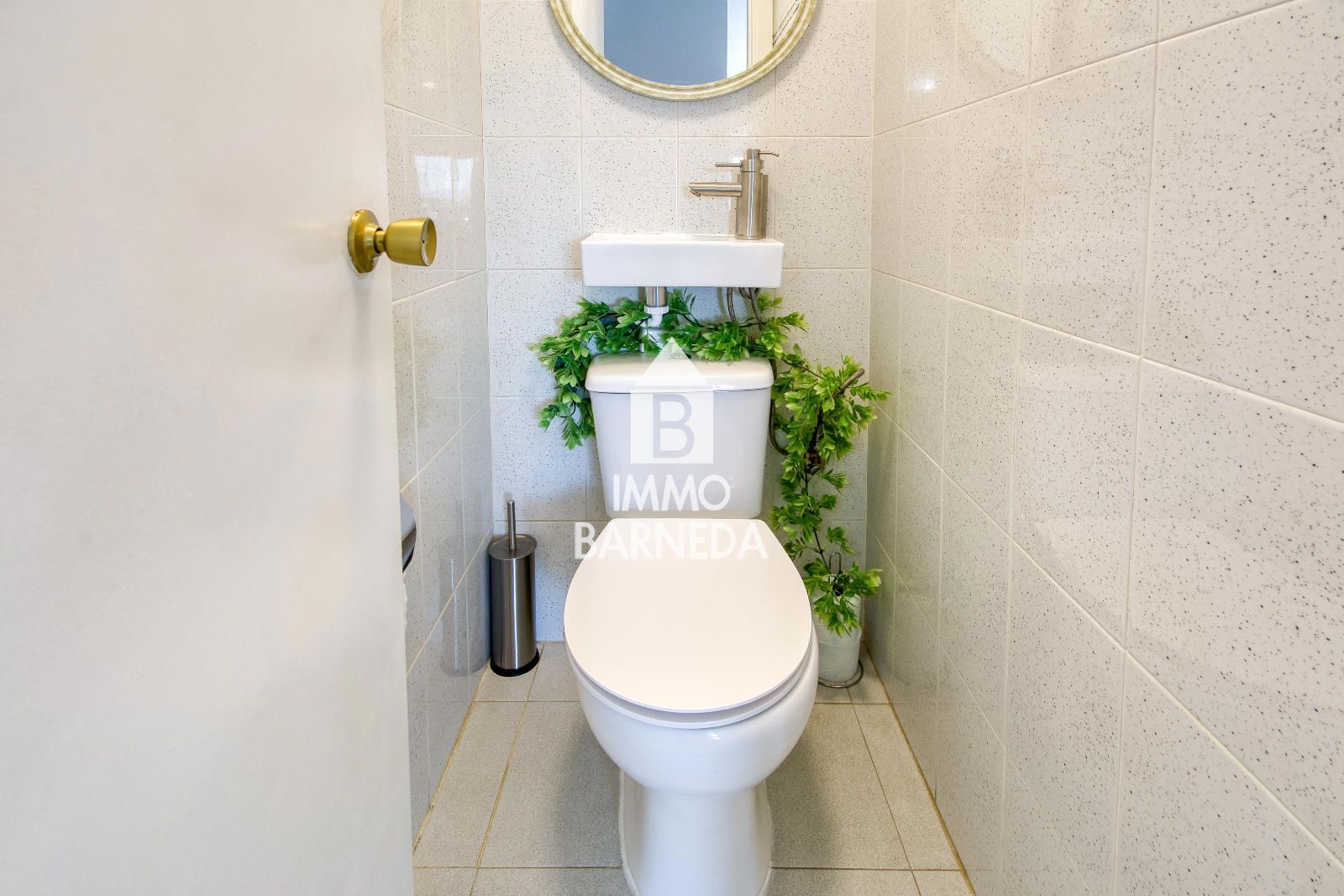 Espectacular apartamento en primera línea de mar en Roses – Zona Puerto Pesquero