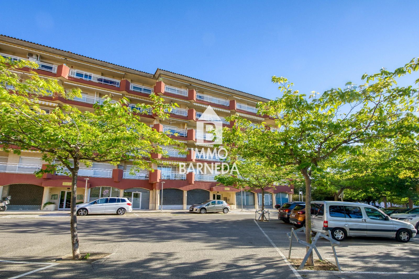 Espectacular apartamento en primera línea de mar en Roses – Zona Puerto Pesquero