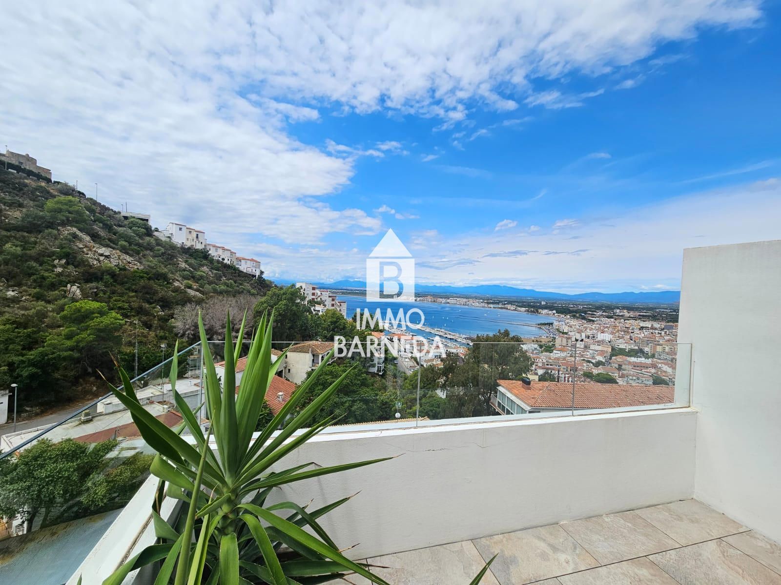 Exclusive Contemporary Villa with Panoramic Sea Views in Roses