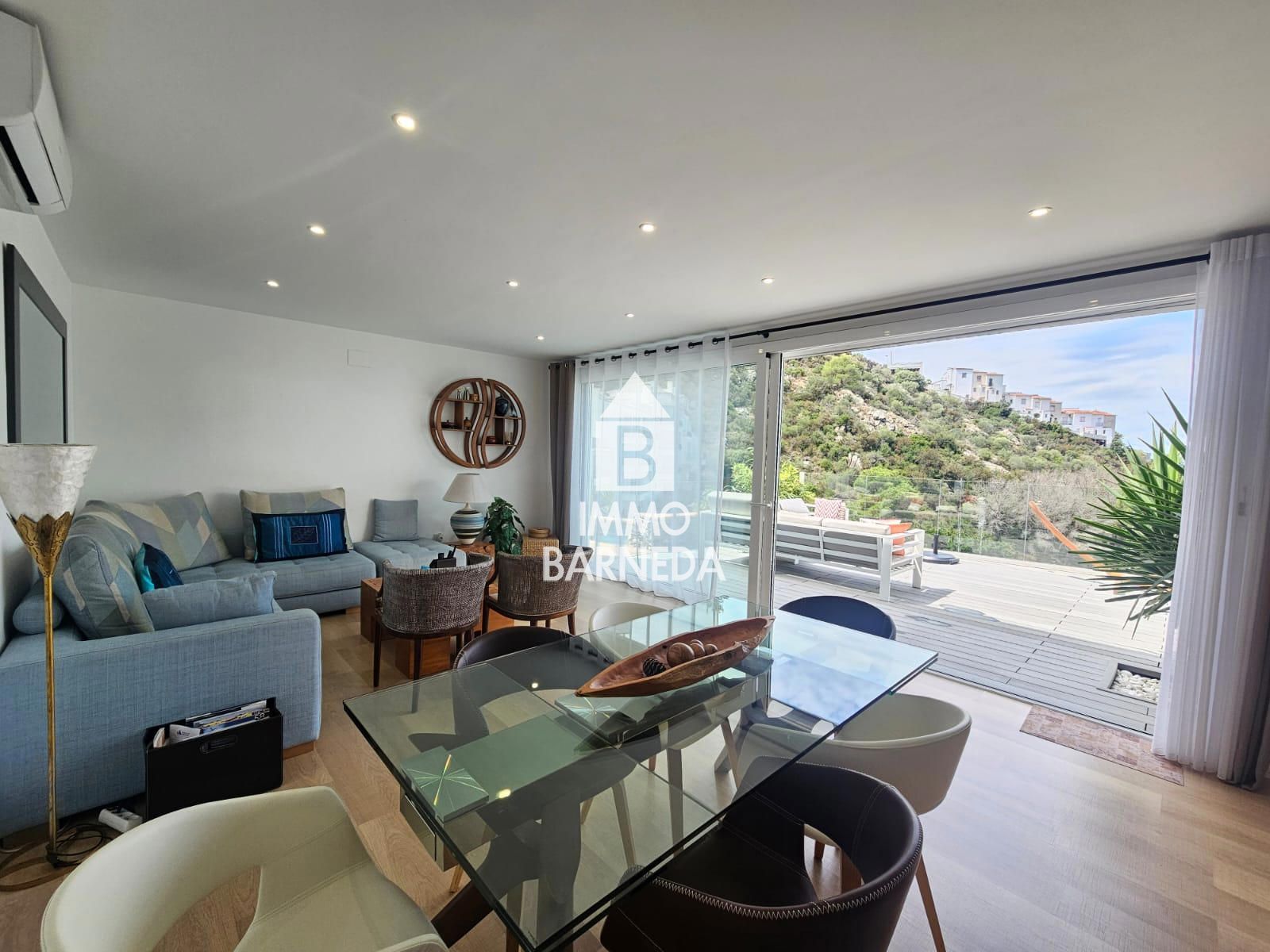 Exclusive Contemporary Villa with Panoramic Sea Views in Roses
