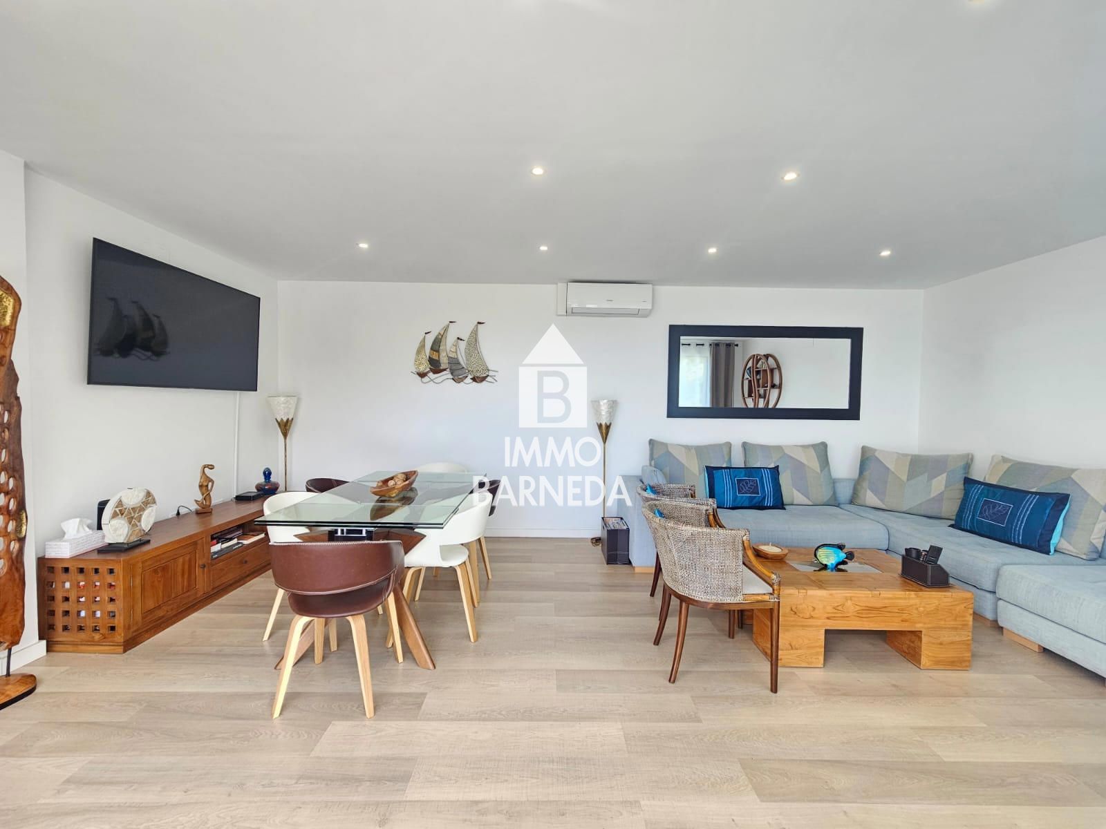 Exclusive Contemporary Villa with Panoramic Sea Views in Roses