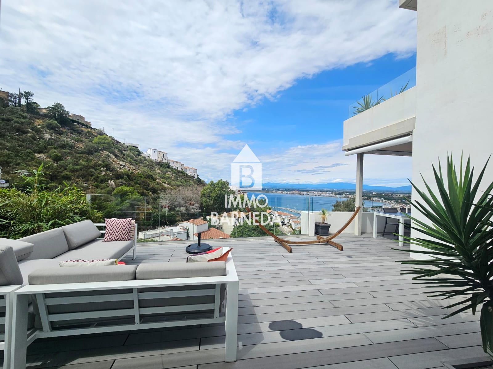 Exclusive Contemporary Villa with Panoramic Sea Views in Roses