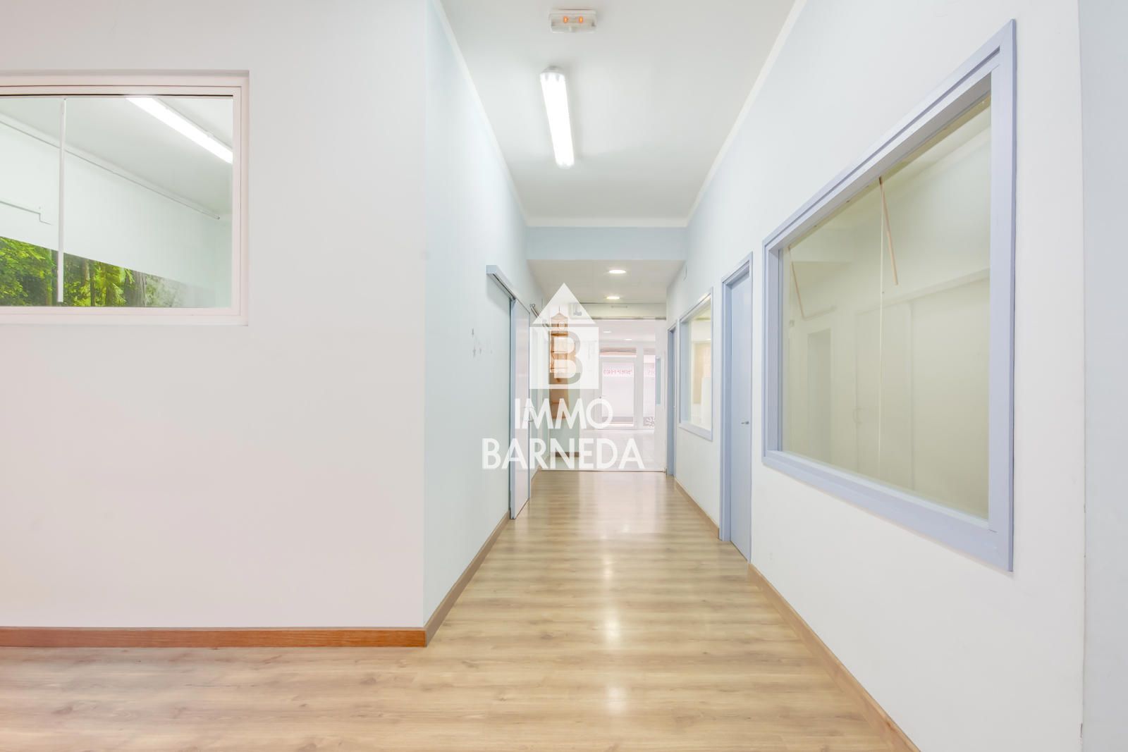 Oportunidad de negocio en el corazón de Roses con divisiones ya habilitadas