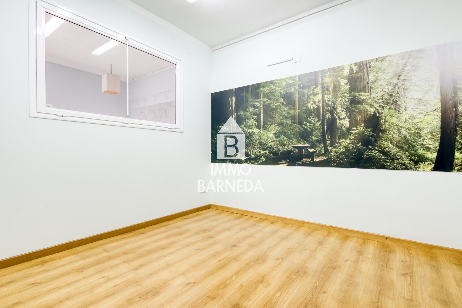 Oportunidad de negocio en el corazón de Roses con divisiones ya habilitadas