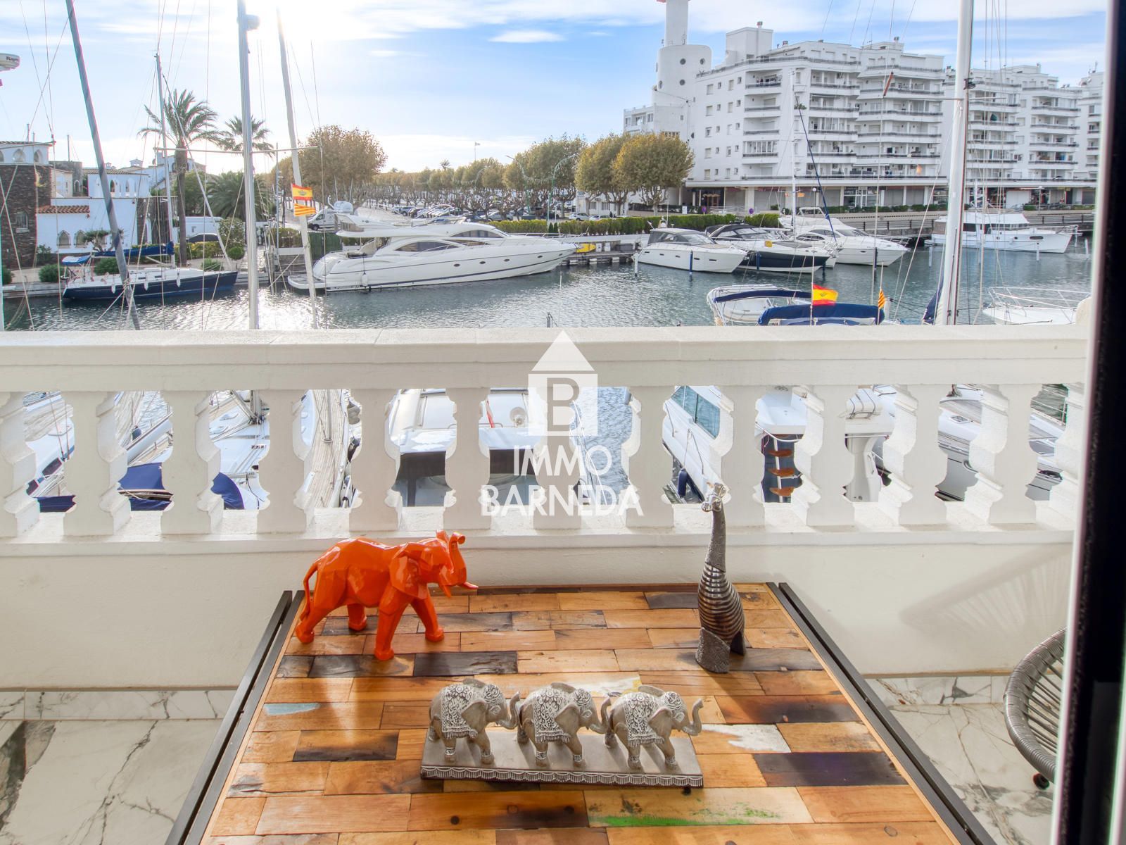 Exclusivo apartamento dúplex en la prestigiosa zona de Caballito de Mar, Empuriabrava