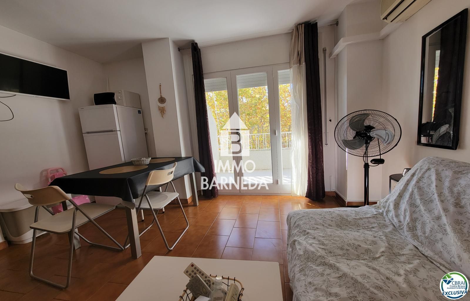 Estudio con balcón cerca del centro de Empuriabrava