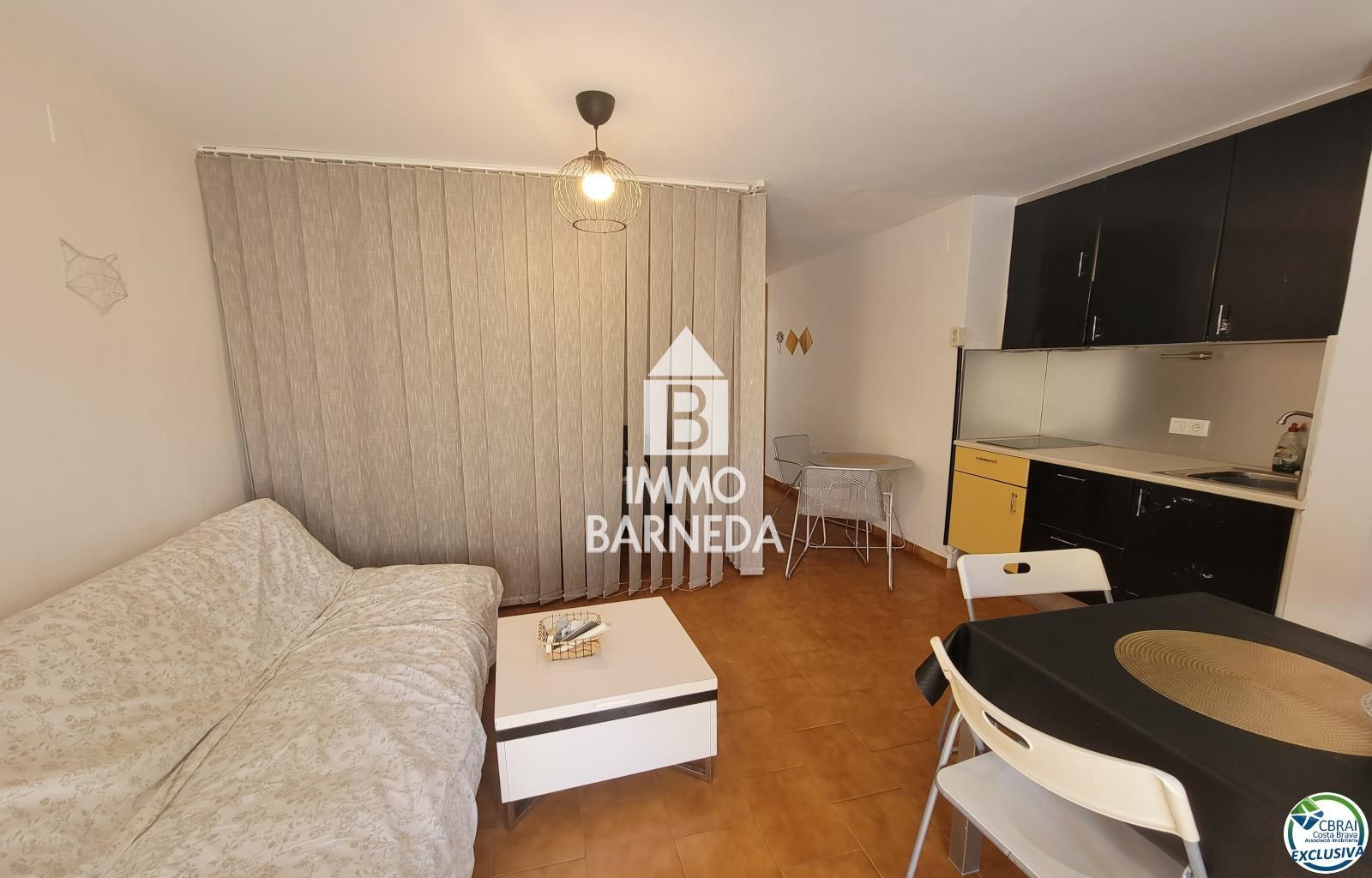 Estudio con balcón cerca del centro de Empuriabrava