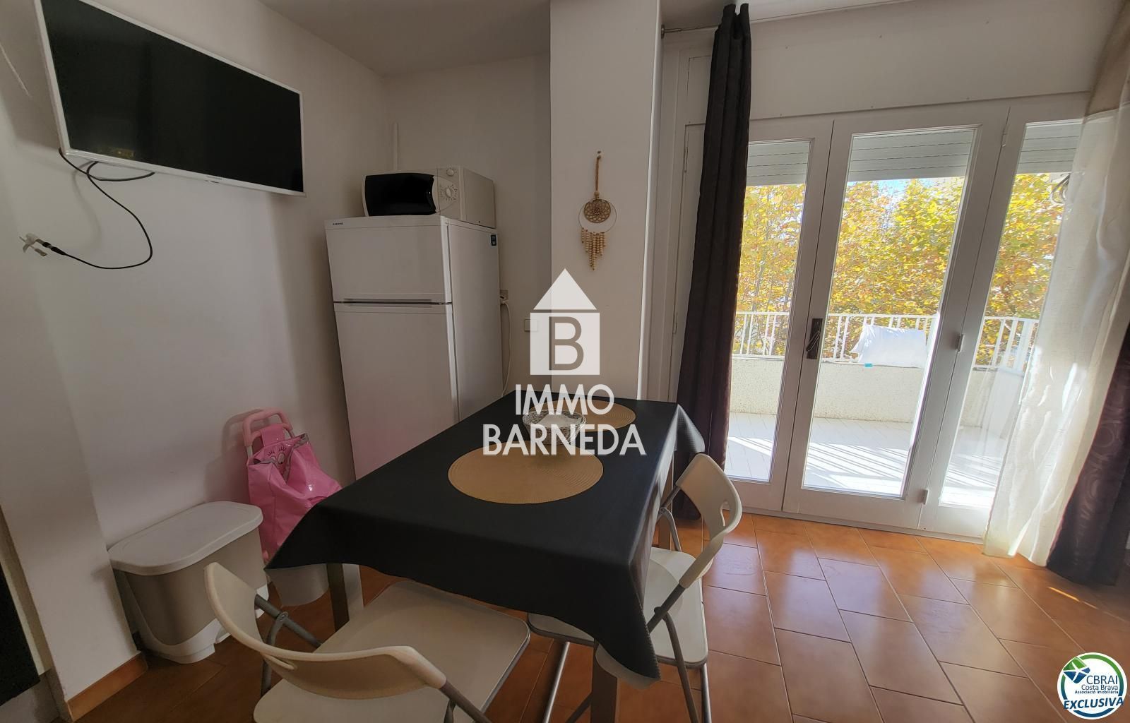 Estudio con balcón cerca del centro de Empuriabrava